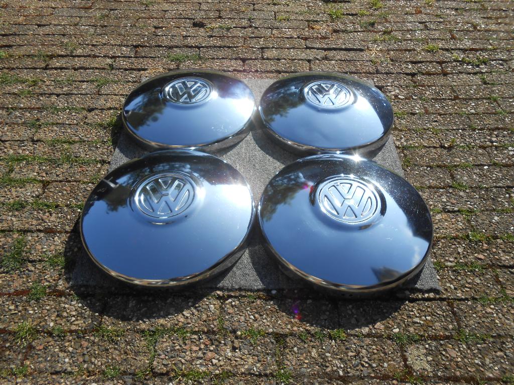 vw volkswagen bus T2 T3 wieldoppen chroom origineel!, Auto-onderdelen, Ophalen of Verzenden, Gebruikt, Volkswagen
