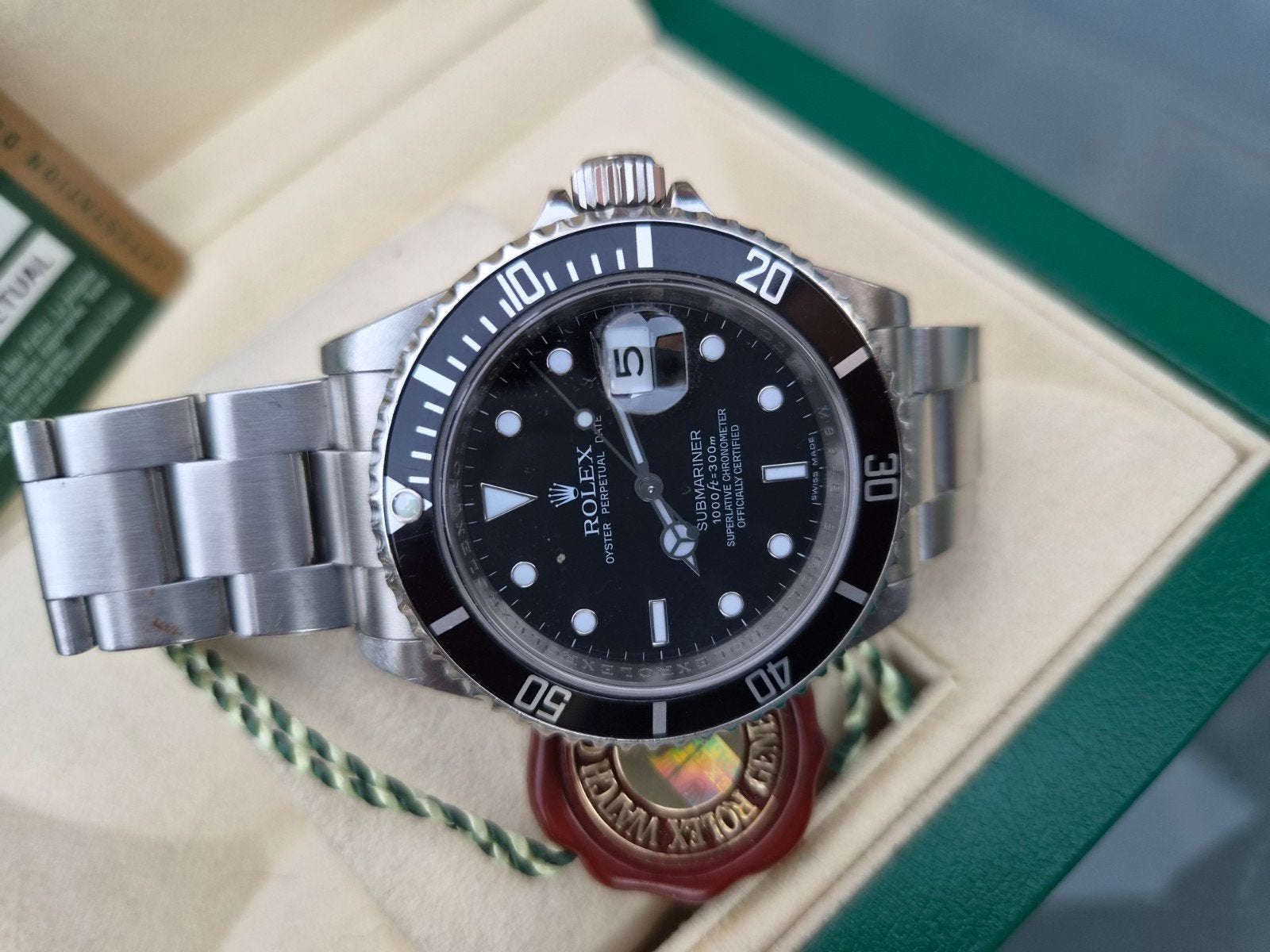 ROLEX SUBMARINER  16610 COMPLEET DOOS EN CERTIFICAAT, Sieraden, Tassen en Uiterlijk, Horloges | Heren, Staal, Gebruikt, Ophalen of Verzenden