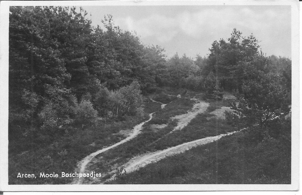 Arcen Mooie Boschgpaadjes., Ophalen of Verzenden, 1940 tot 1960