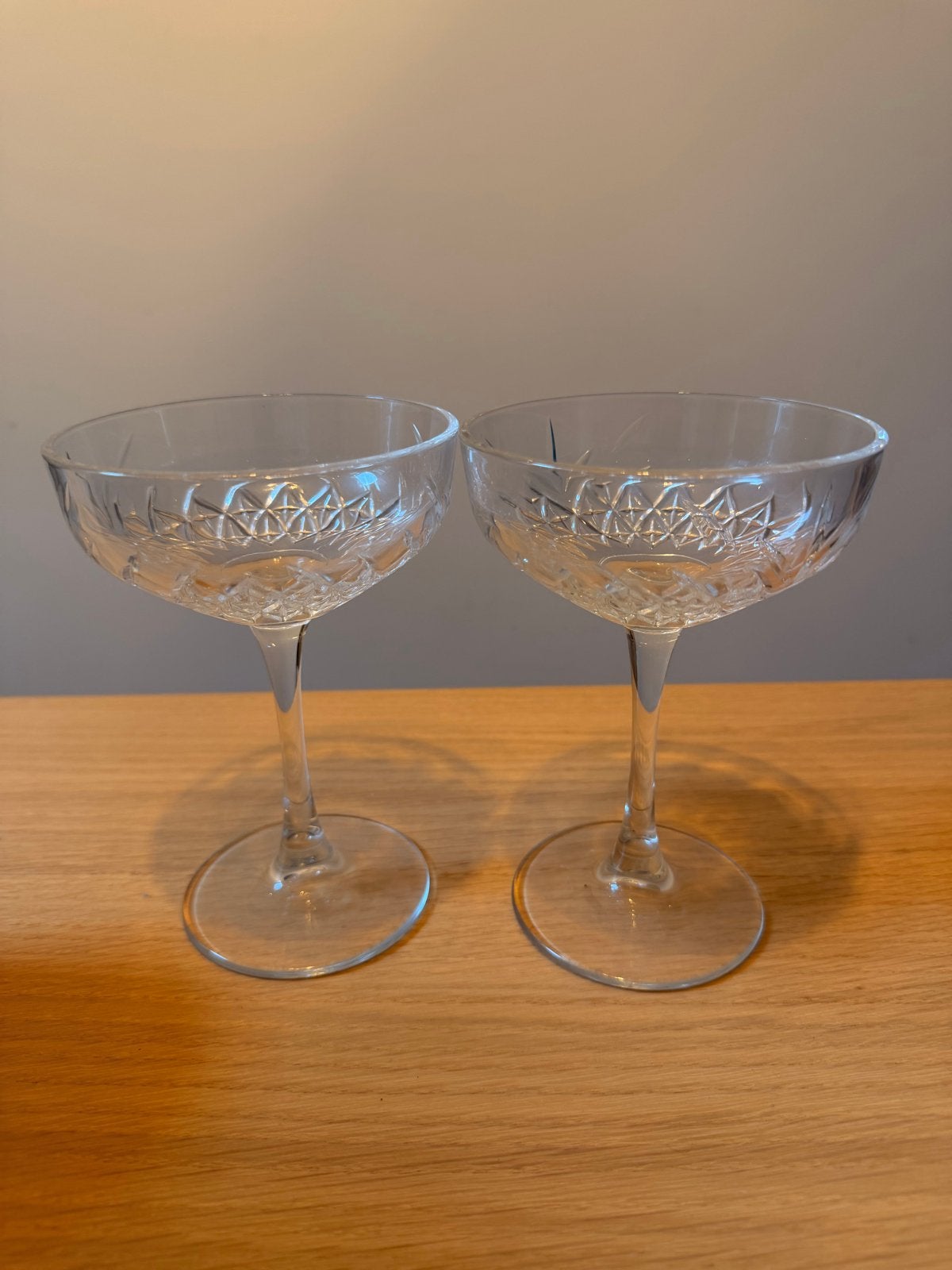 Set van 2 Elegante Cocktailglazen, Antiek en Kunst, Antiek | Glas en Kristal, Ophalen of Verzenden