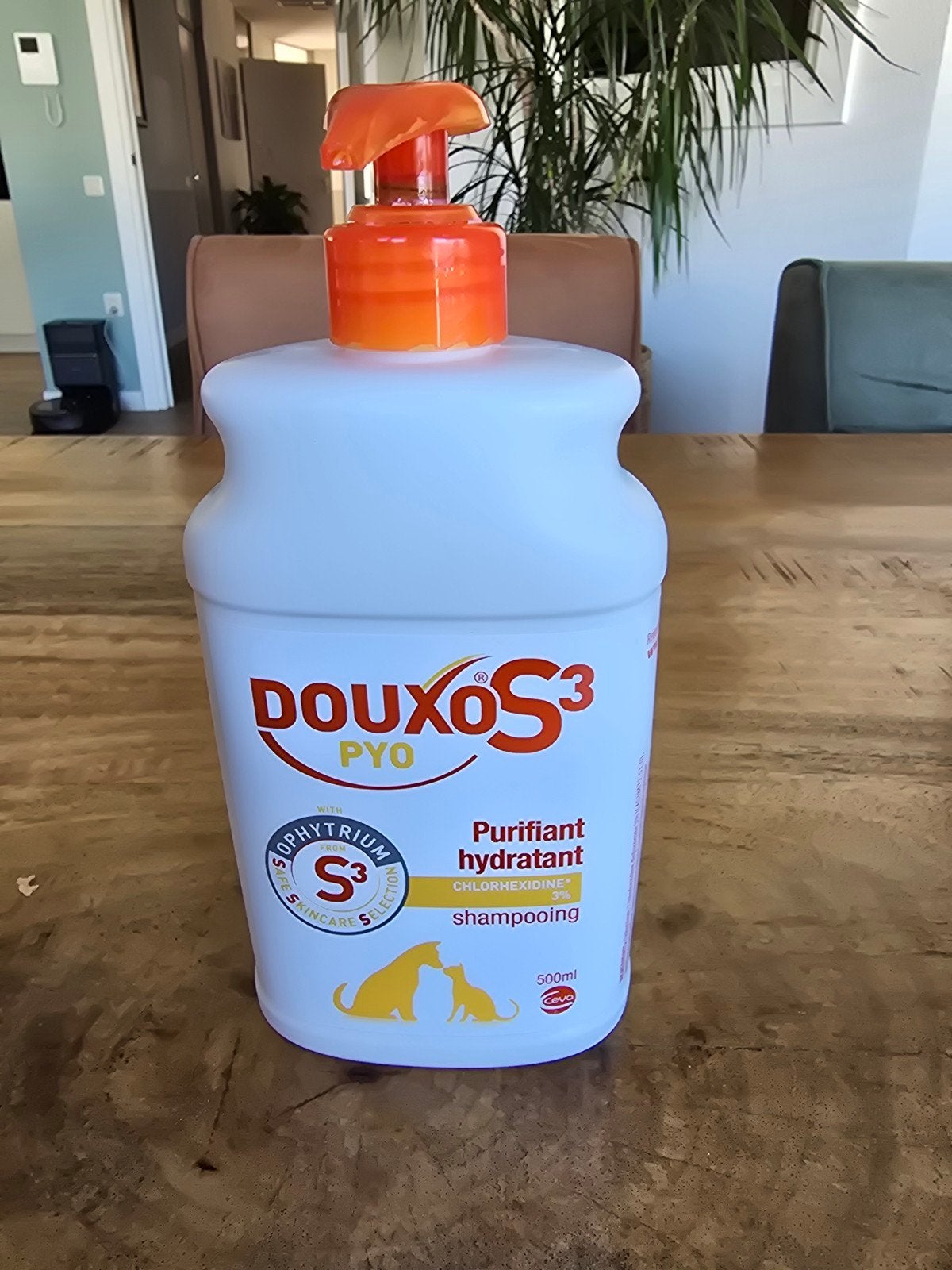 Hond/ Katten shampoo DOUXOS3 PYO 500 ml, Dieren en Toebehoren, Ophalen of Verzenden, Zo goed als nieuw, Overige typen