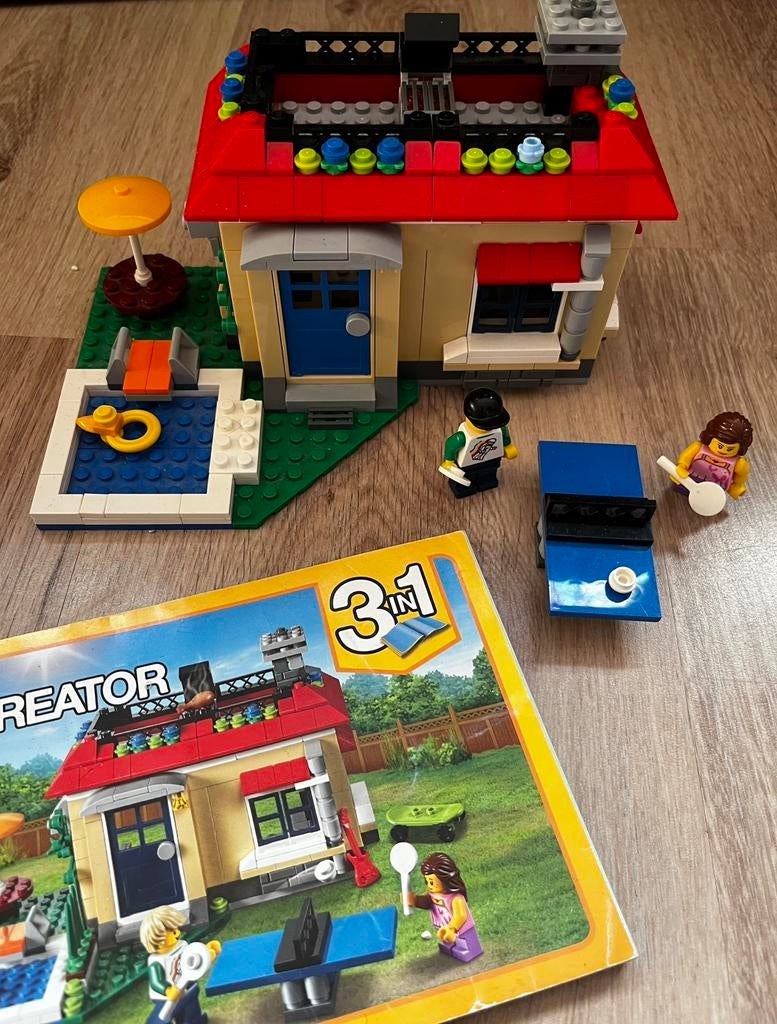 Lego creator 31067 modulaire vakantie aan het zwembad, Ophalen of Verzenden, Gebruikt, Complete set, Lego