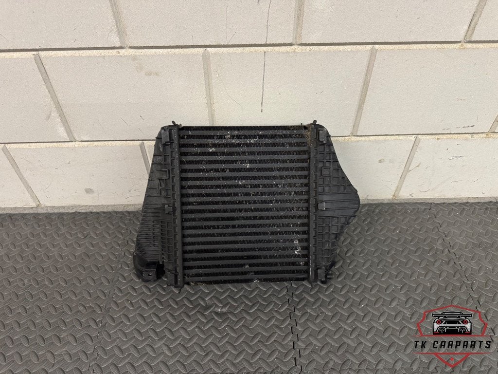 Lamborgini urus/ audi rsq8-q8 intercooler 4m0145803bt, Gebruikt, AUDI AG, Auto-Union-Strasse 1
85045  Ingolstadt, DE, Kundenbetreuung@audi.de
