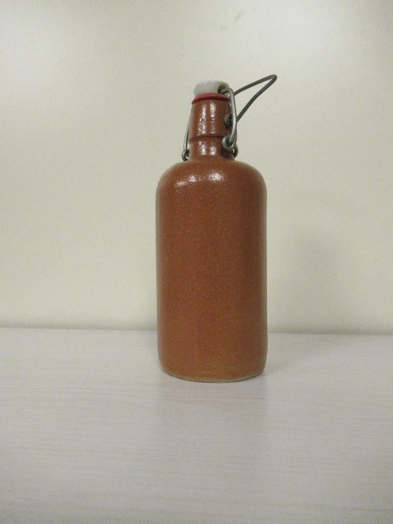 Oude bierfles met beugelsluiting, Verzamelen, Biermerken, Ophalen of Verzenden, Gebruikt, Flesje(s), Overige merken