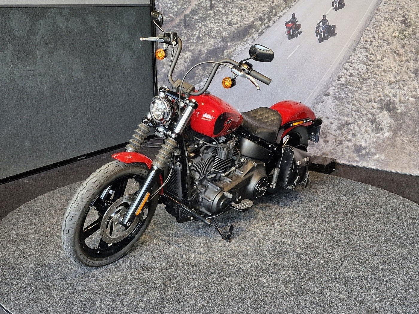 Harley-Davidson FXBBS STREET BOB 114 (bj 2023), Laan van Vredenoord 33
2289 DA  RIJSWIJK, NL, Bedrijf, Overig, Sales@harleydavidsonrotterdam.nl