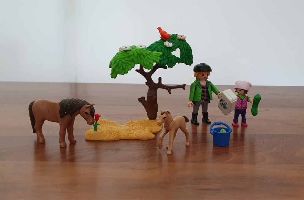 Playmobil Country 6949: Paarden met figuren en boom, Ophalen of Verzenden, Gebruikt, Jongen of Meisje
