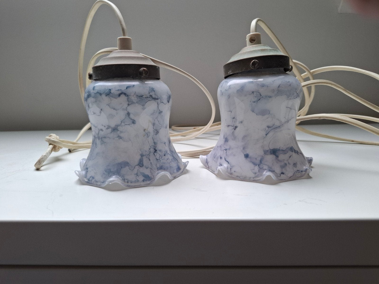 Twee vintage hanglampjes gemarmerd glas Art Deco, Antiek en Kunst, Ophalen of Verzenden
