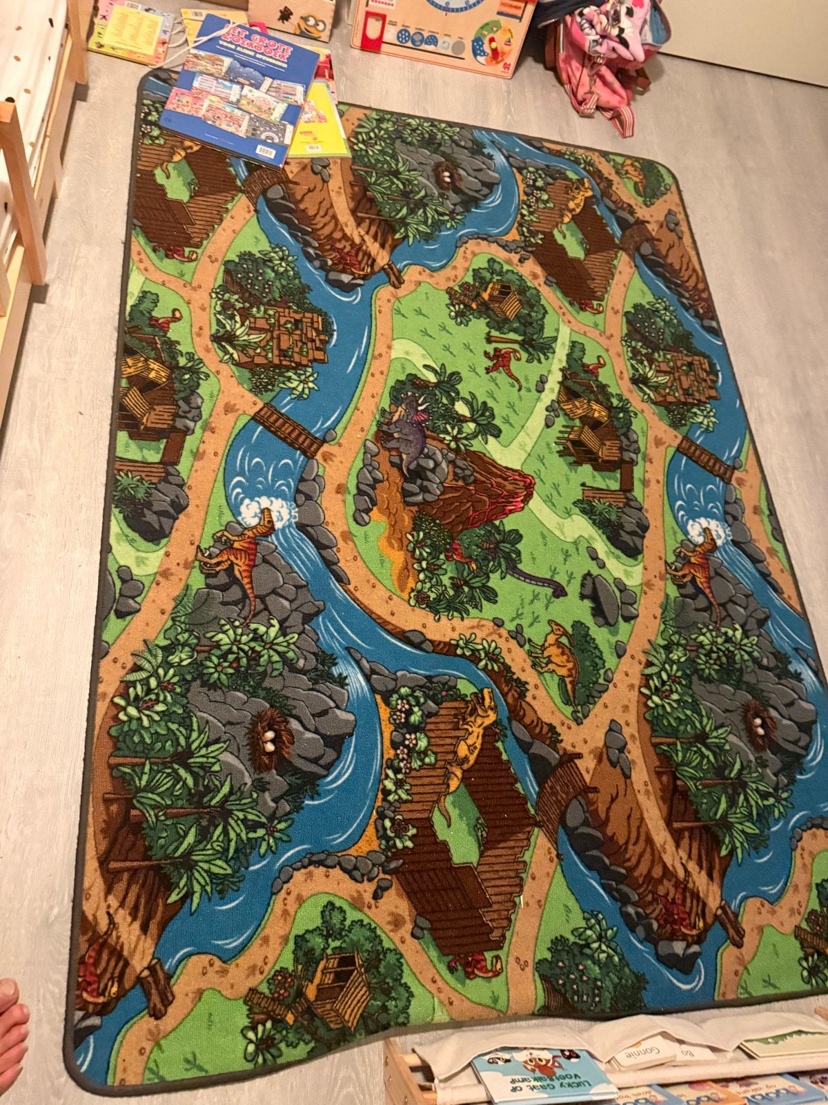 Dino speelkleed voor kinderkamer - Zo goed als nieuw, Ophalen, Meerkleurig, Overige stijlen, Zo goed als nieuw