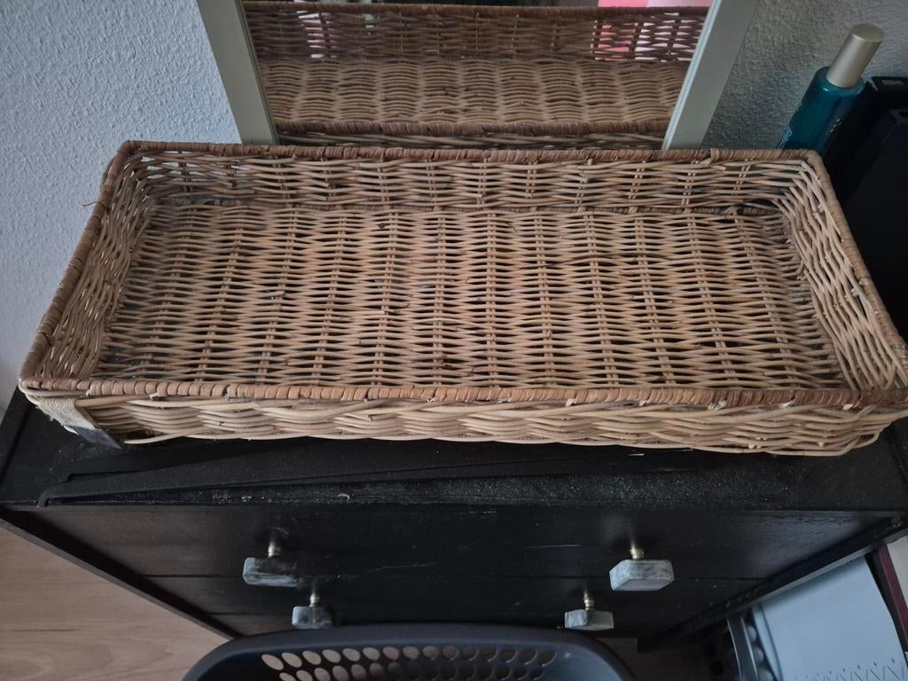 Riviera maison mand op poten, Ophalen, Zo goed als nieuw, Rond, Hout