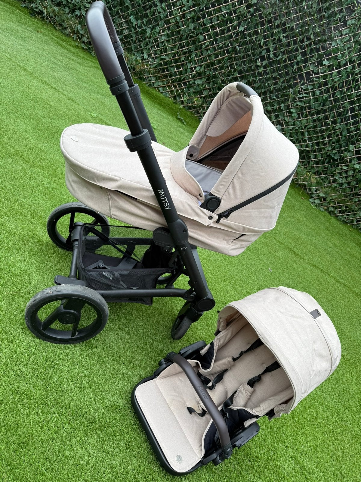 Mutsy kinderwagen sand/brown, Ophalen, Zo goed als nieuw, Overige merken