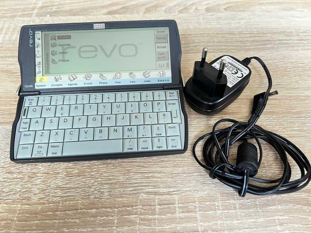 Psion Revo Plus PDA met oplader - Vintage Organizer, Ophalen of Verzenden, Zo goed als nieuw