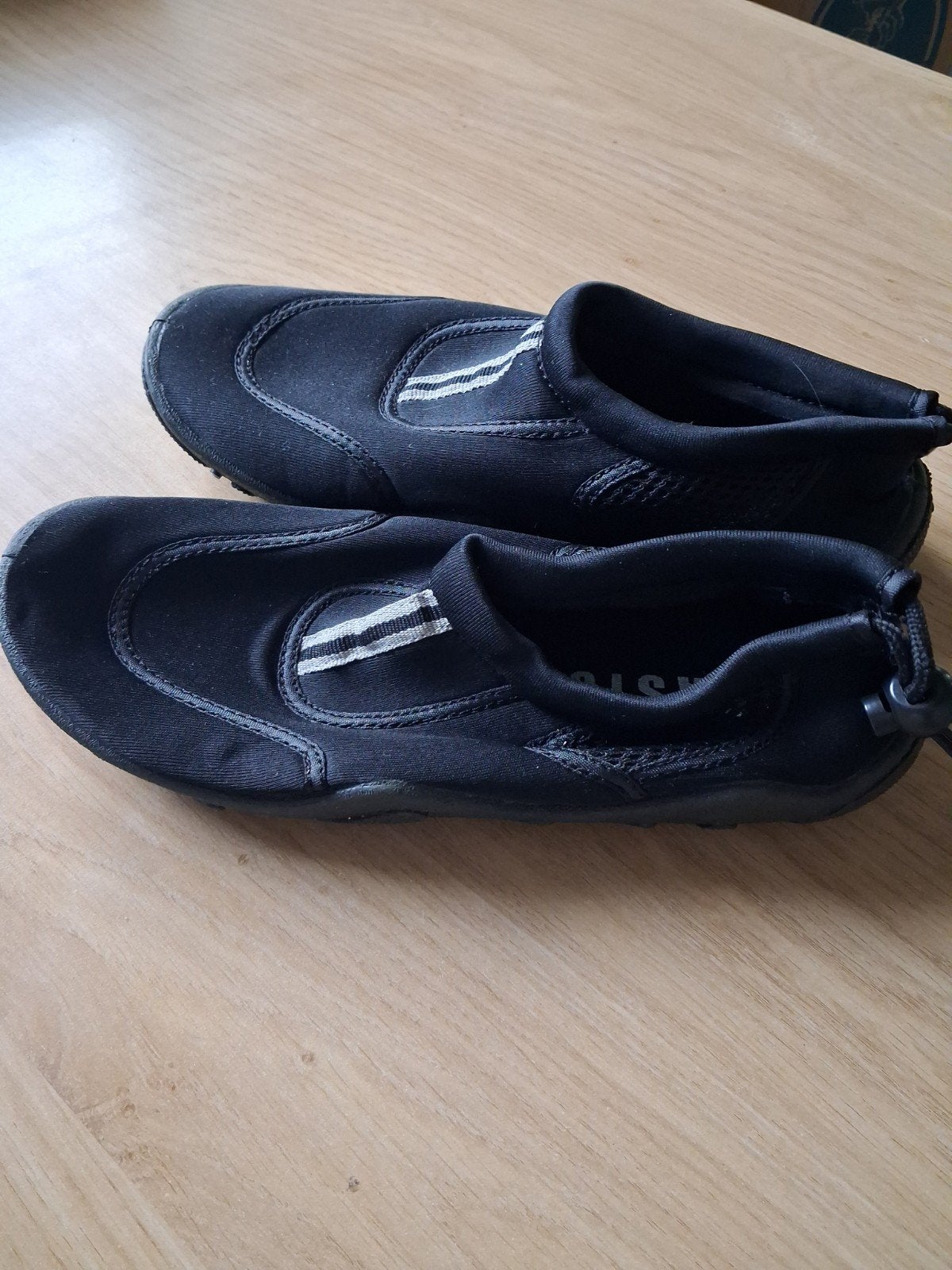 Zwarte waterschoenen maat 38 - Basic, Basic, Zwart, Overige typen, Nieuw