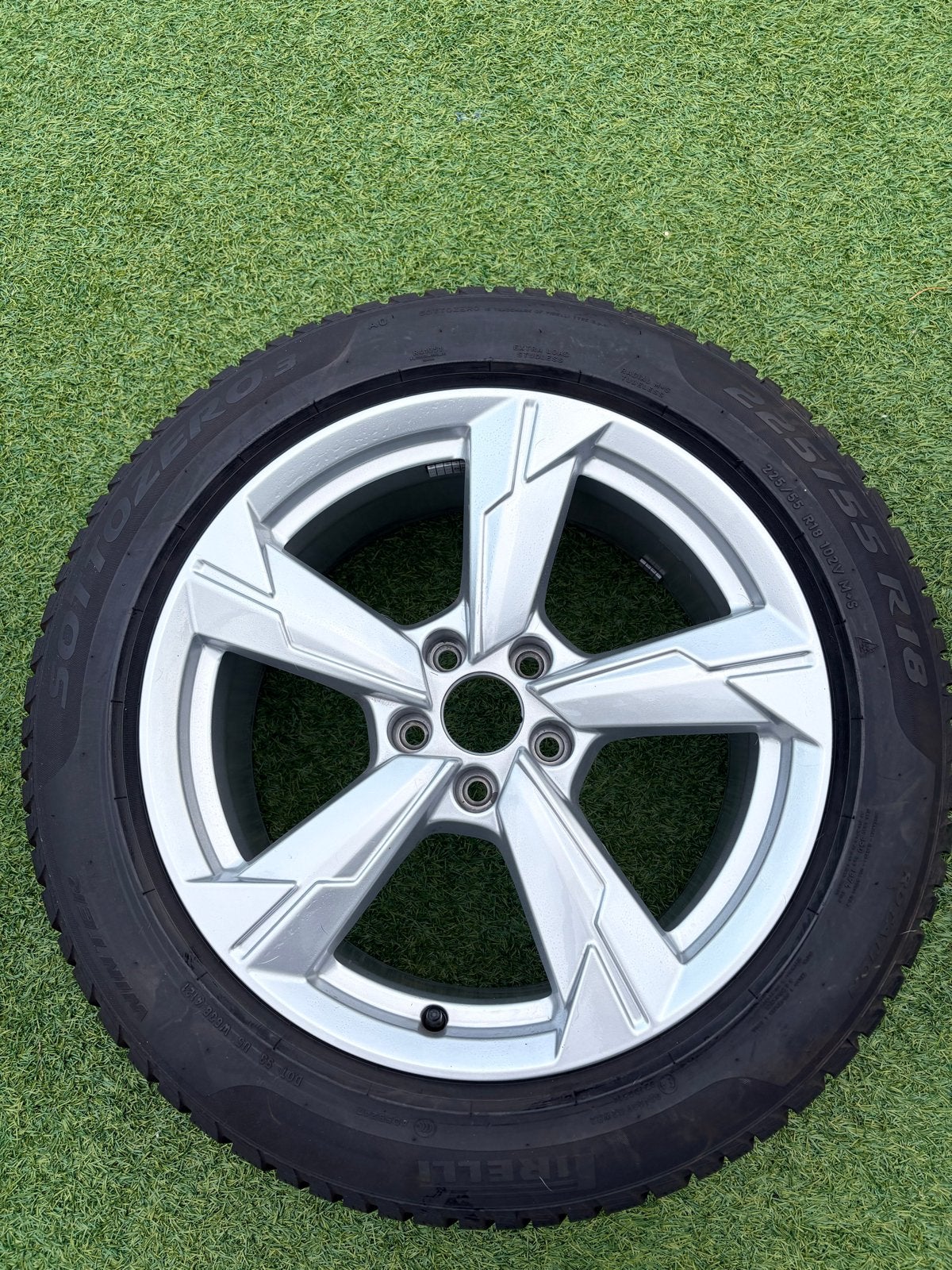 Originele nieuwe A6 Audi velgen 18 inch nwe winterbanden, Ophalen, 18 inch, Banden en Velgen, Nieuw