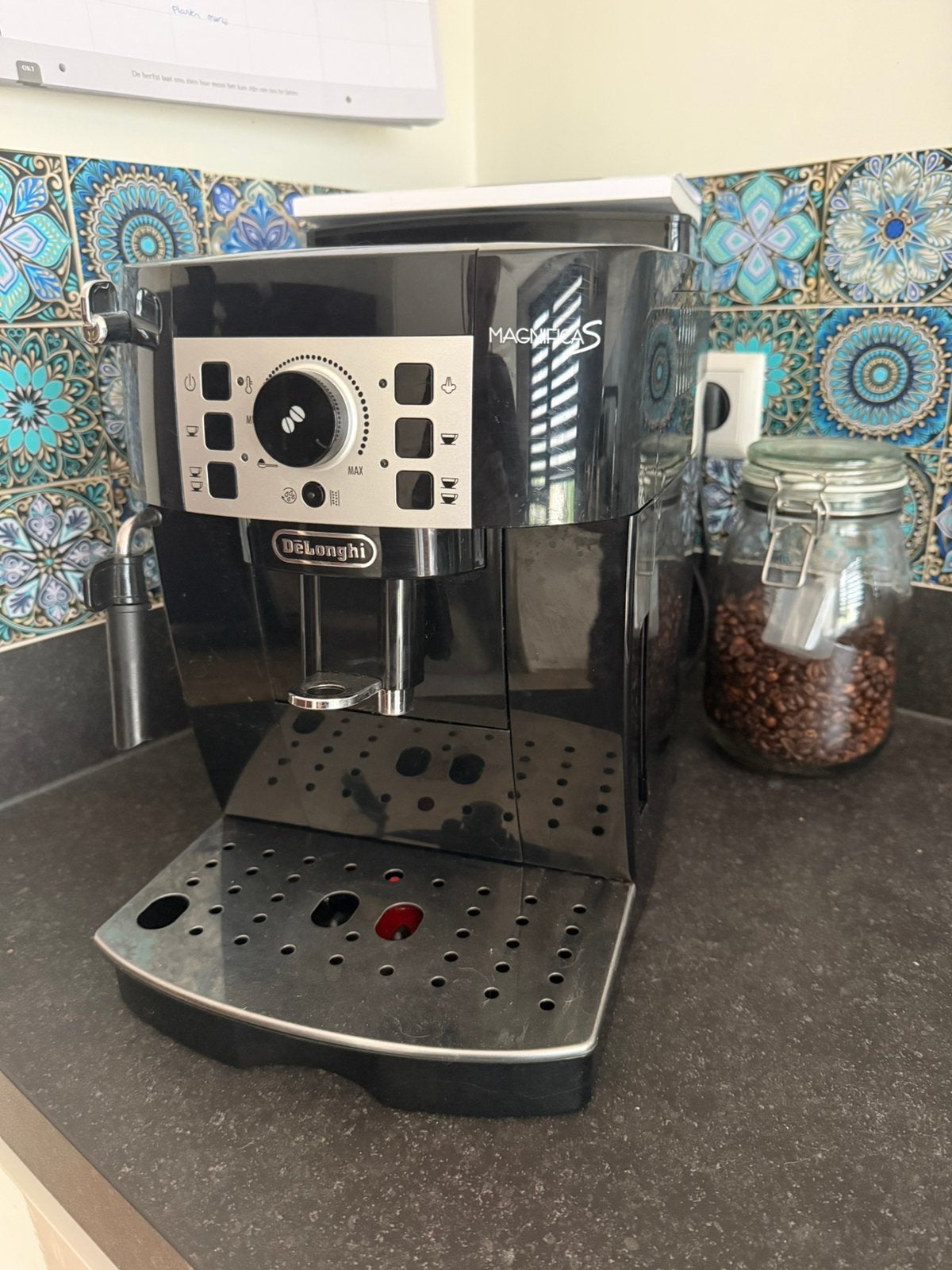 DeLonghi Magnifica S, Ophalen, Zo goed als nieuw, Koffiemachine