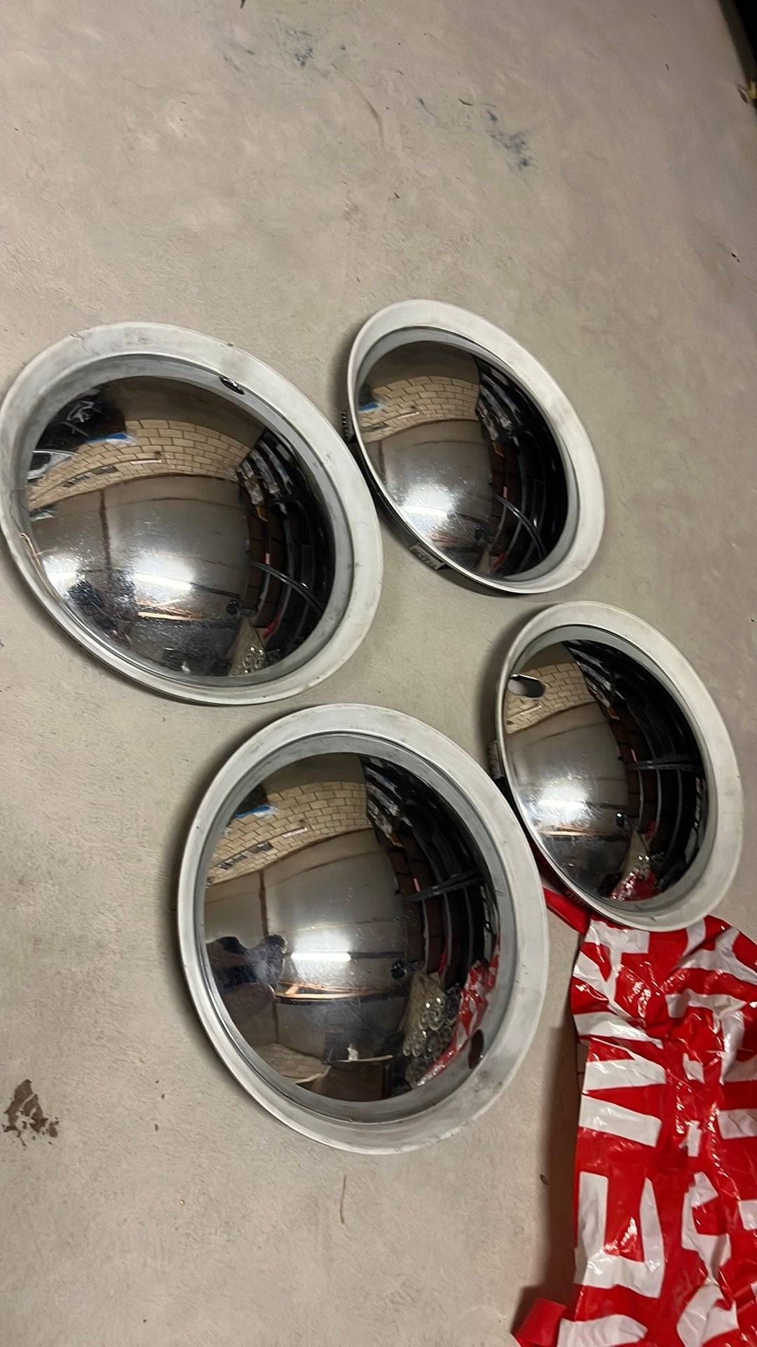 Nette set moon caps 12 inch, Ophalen of Verzenden, Gebruikt