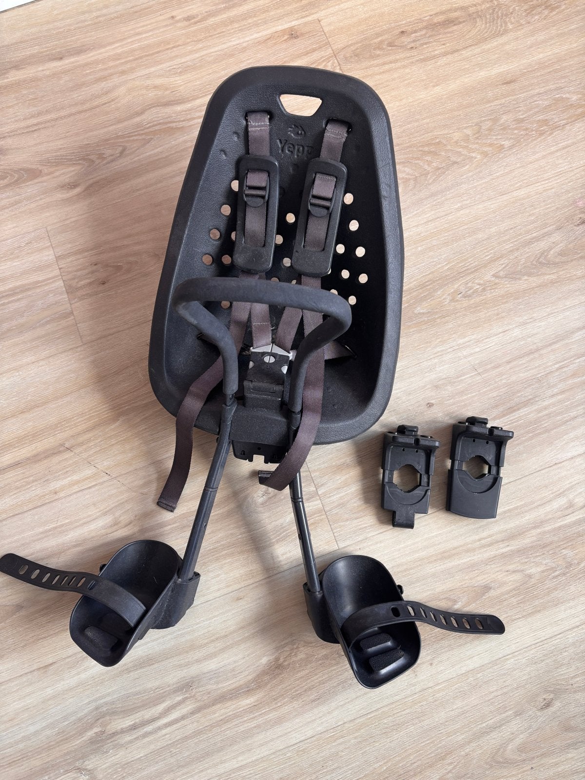 Yepp Fietsstoeltje - Voorzitje - incl. 2 adapters, Ophalen, Gebruikt, Voorzitje