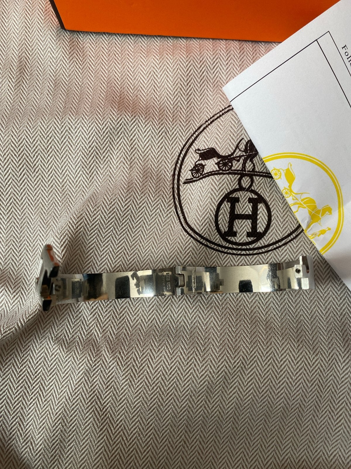 Hermès Clic H Armband Zwart/Zilver - Zo goed als nieuw, Ophalen of Verzenden, Zo goed als nieuw, Zwart, Staal