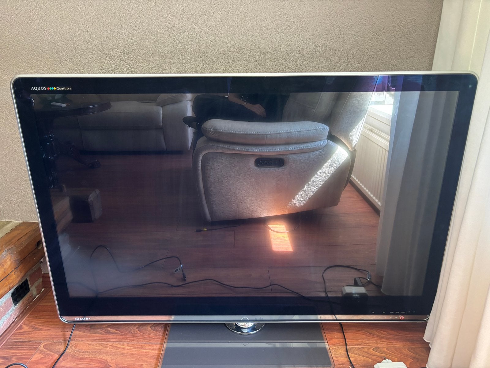 Sharp AQUOS Quattron tv 140cm 55inch, Audio, Tv en Foto, Televisies, Ophalen, 50 Hz, Zo goed als nieuw, 100 cm of meer