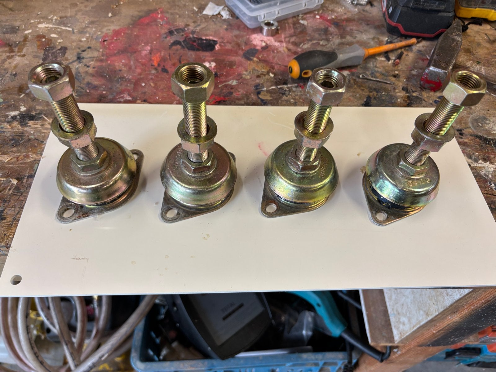 4x Vetus K 25 Trillingsdempers voor Motor, Ophalen, Info@vetus.com, Gebruikt, Motor en Techniek