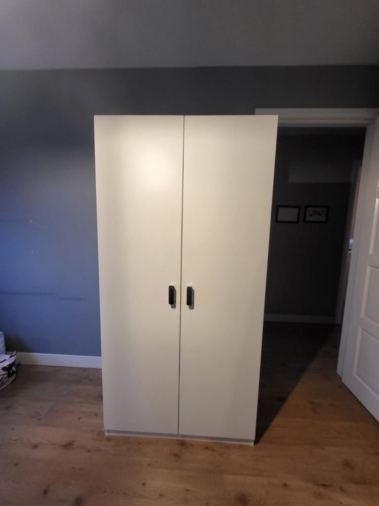 Te koop ikea kast, Huis en Inrichting, Kasten | Kledingkasten, Ophalen, 50 tot 75 cm, 200 cm of meer