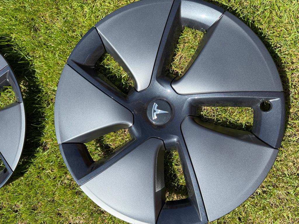 Set van 4 orginele Tesla Model 3 wieldoppen 18 inch, Ophalen of Verzenden, Zo goed als nieuw