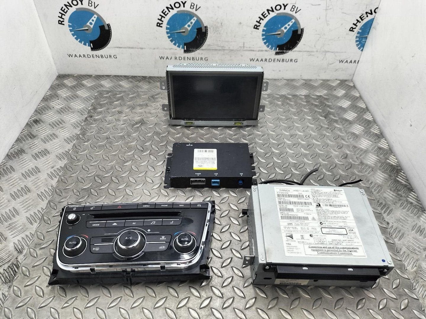 JAGUAR XJ X351 2.0 Ti4 NAVIGATIE 2015, Ophalen of Verzenden, Gebruikt, Stiba lid