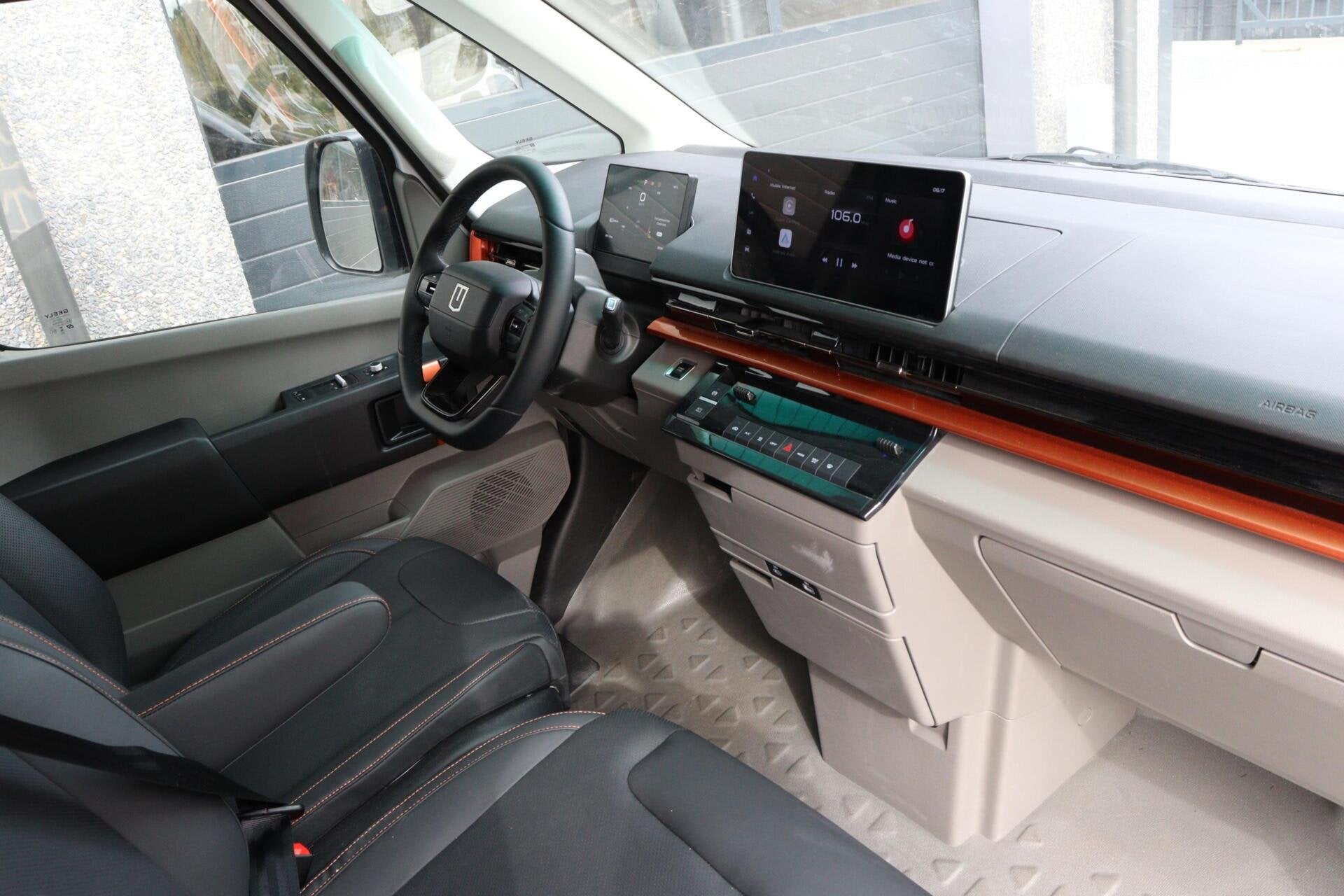 Farizon SV 83kWh L2H3 l 231PK l AIRCO l 360 CAMERA l FULL OP, Auto's, Overige merken, Dealer onderhouden, Gebruikt, Zwart