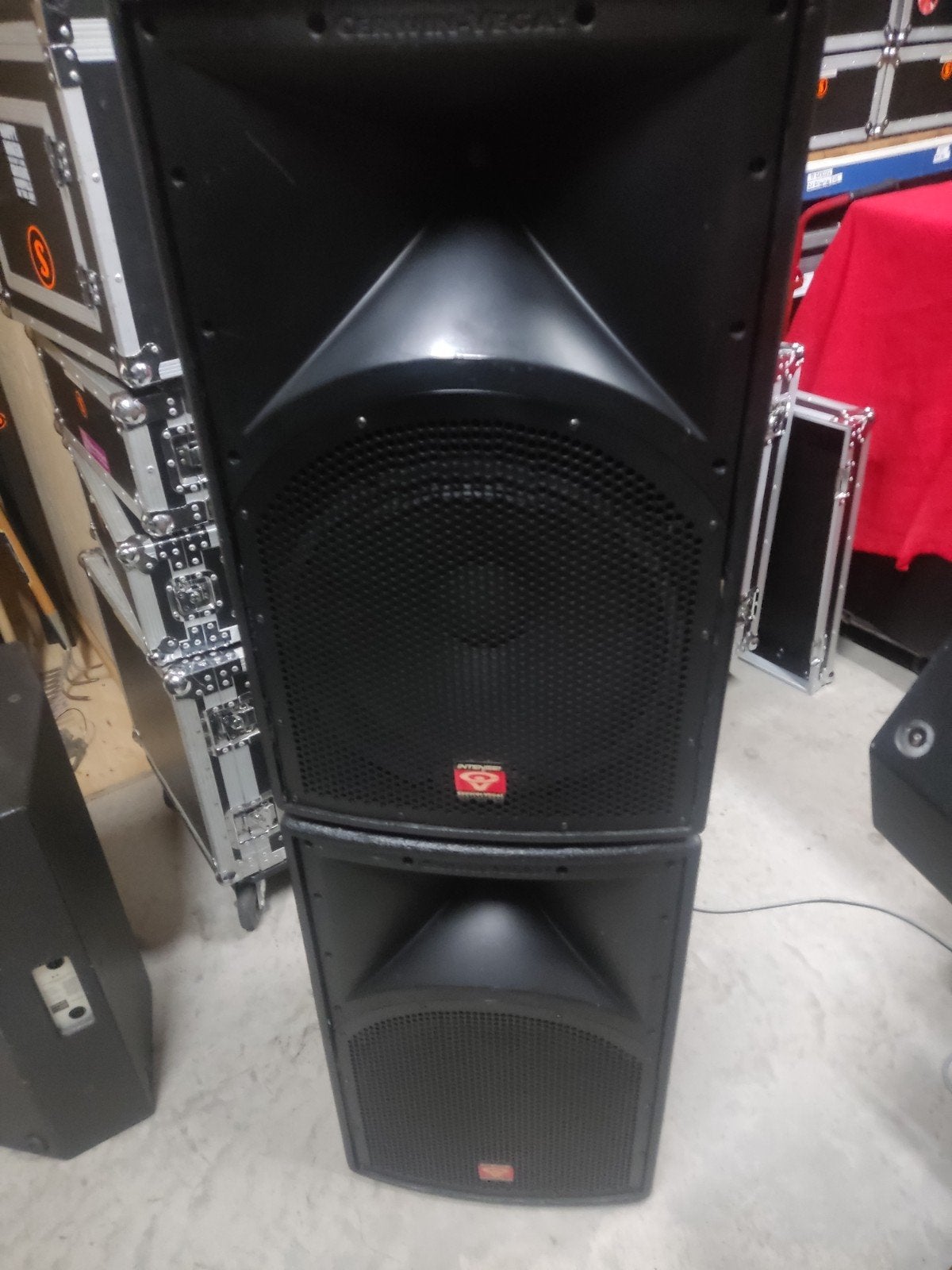 Cerwin-Vega! Intense! IN-152 Passieve PA Luidspreker, Ophalen, Zo goed als nieuw, 500 tot 1000 watt, P.A.