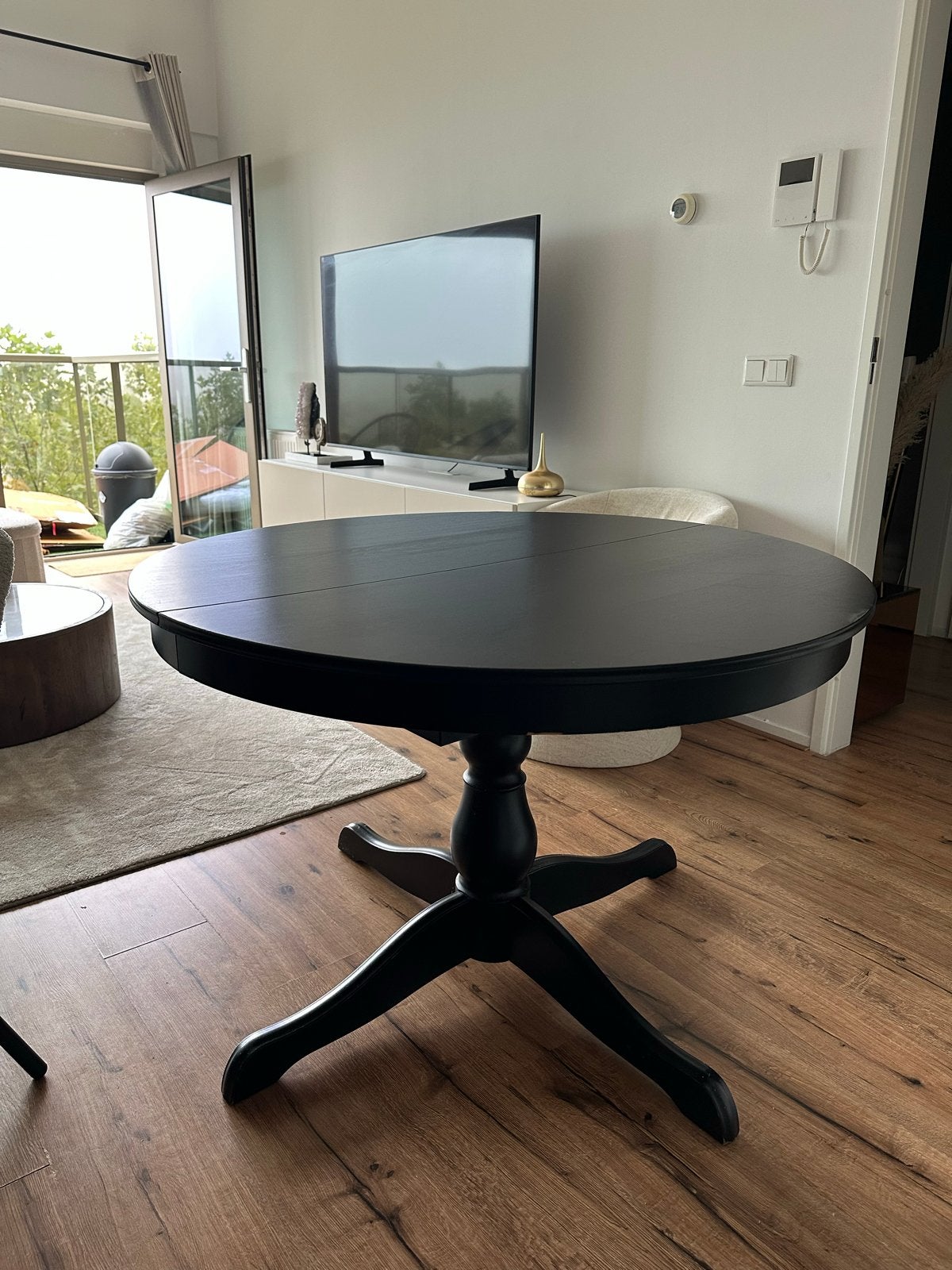IKEA Uitschuifbare Eettafel Zwart - Rond/Ovaal INGATORP, Ophalen, Gebruikt, Rond, Vijf personen of meer