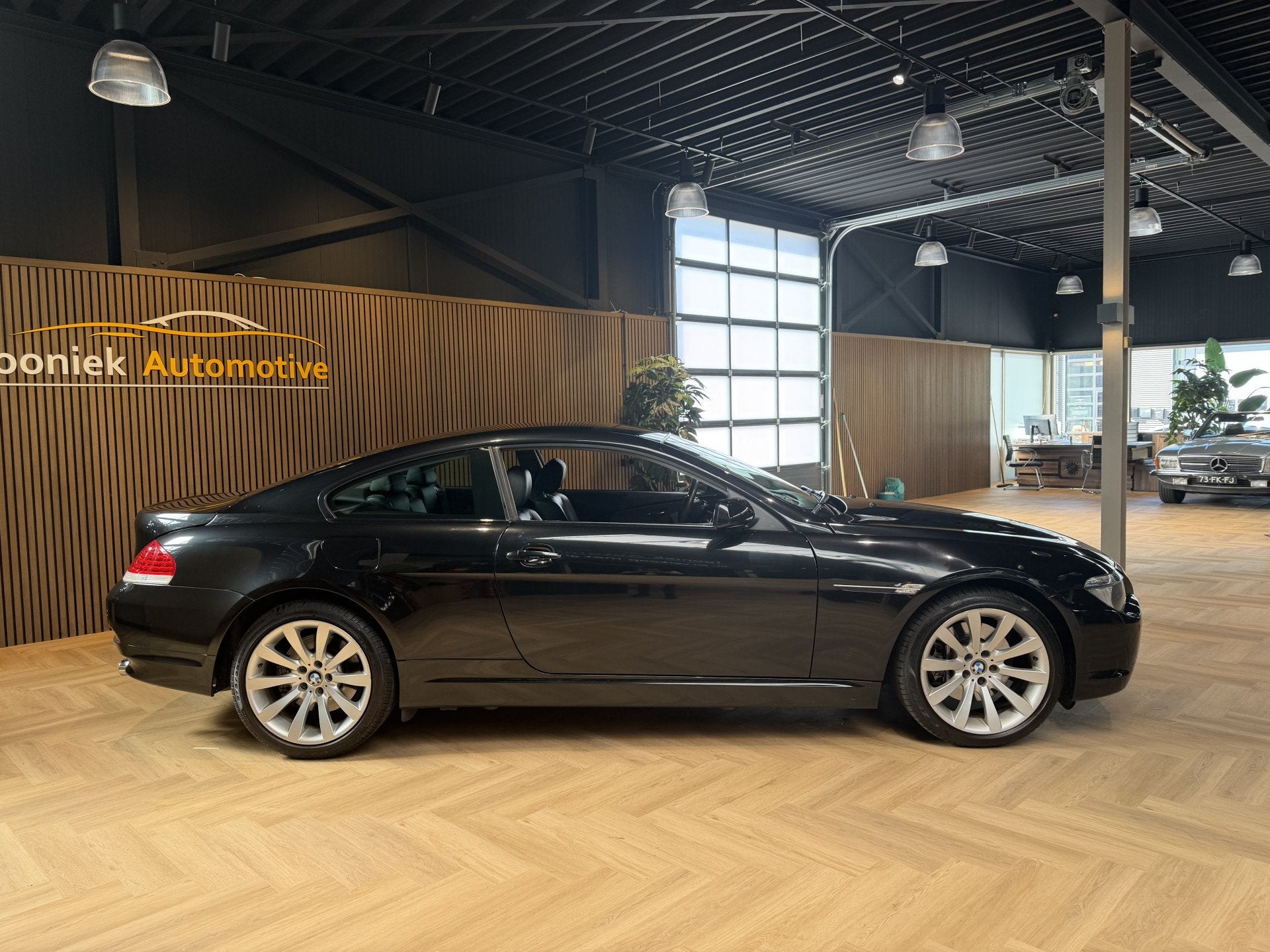 BMW 6 Serie 645ci S MEMORY STOELEN | LEDER | (bj 2004), Auto's, Automaat, Dealer onderhouden, Achterwielaandrijving, Gebruikt