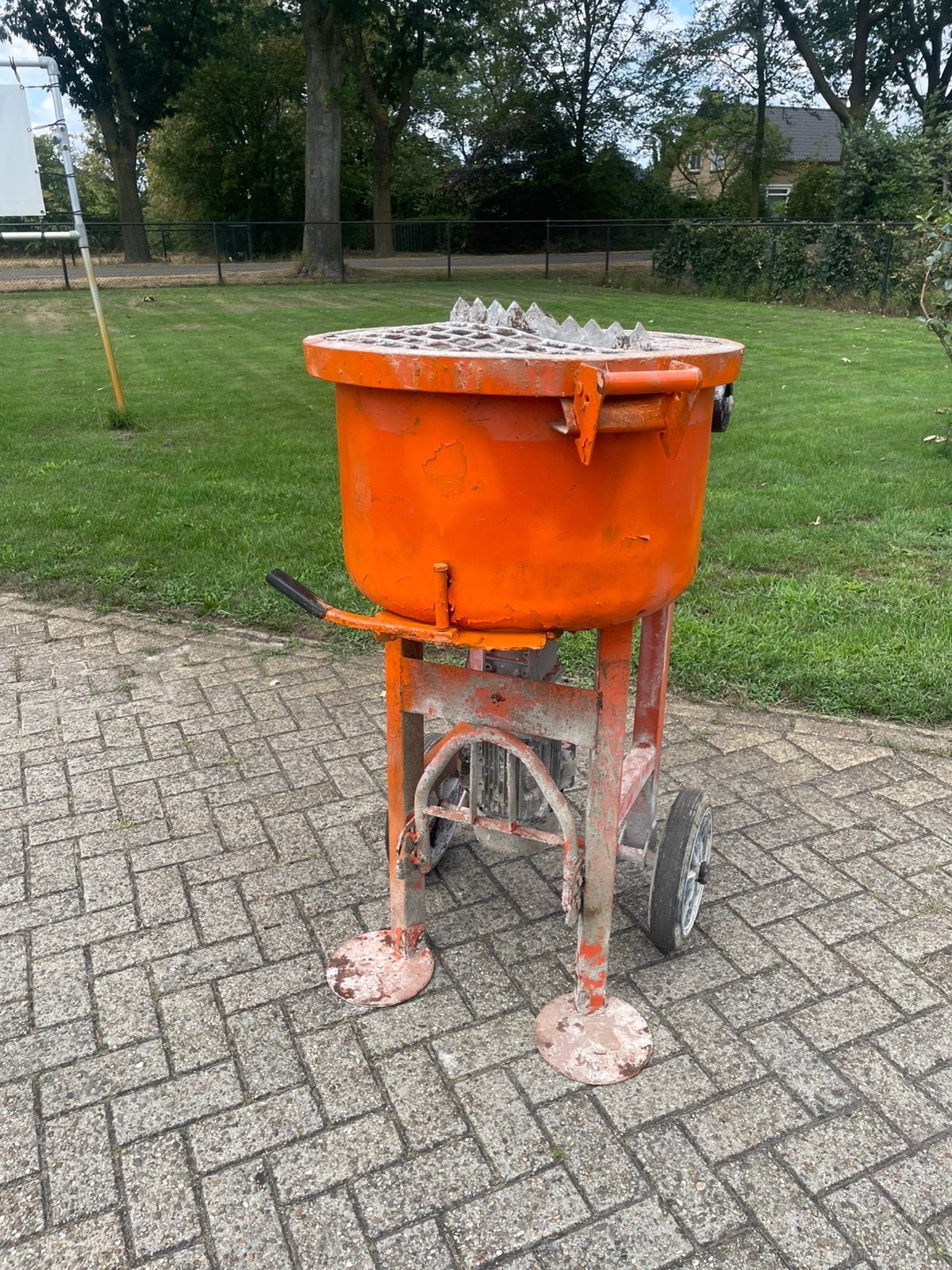 Atika dwangmener dwangmixer betonmolen voegzand, Doe-het-zelf en Verbouw, Betonmolens, Ophalen, Gebruikt