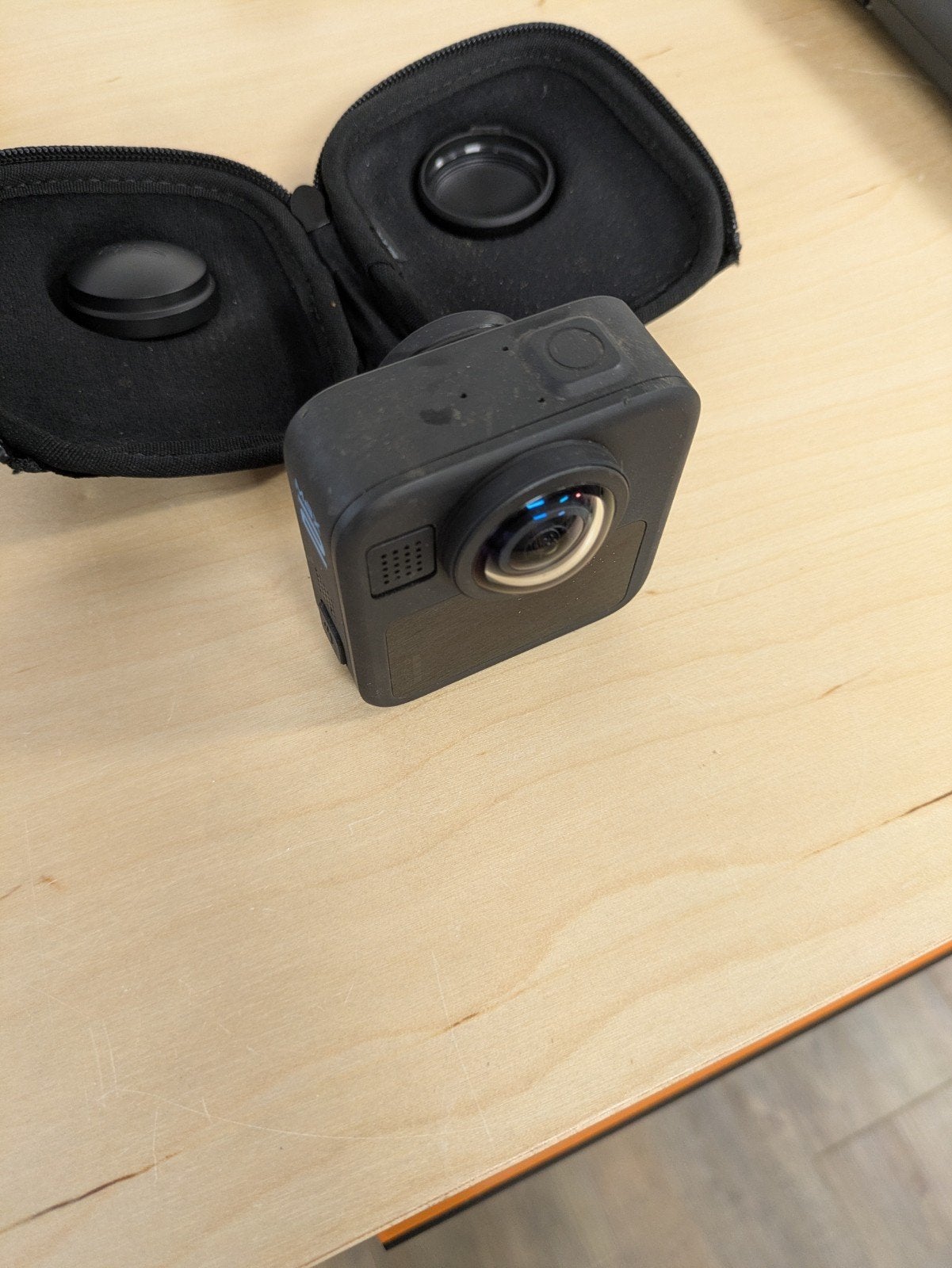 Foto 3 van GoPro Max 2 True 8K 360 Action Camera met accessoires