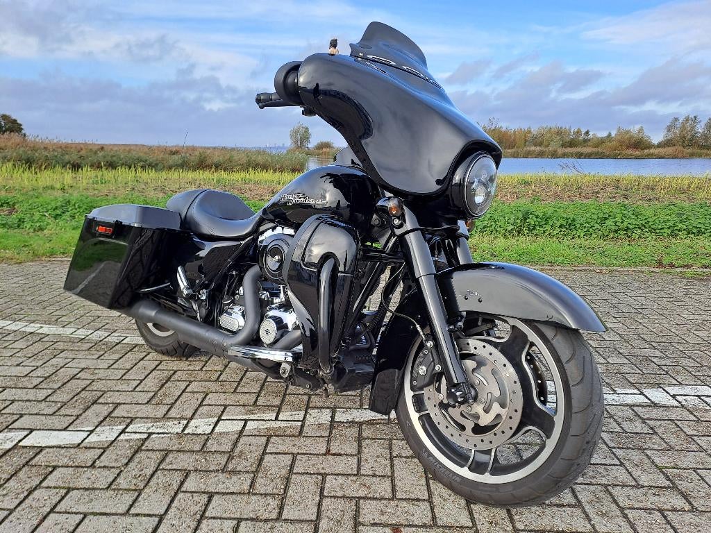 Harley-Davidson FLHX Street Glide (2013), Motoren, Motoren | Harley-Davidson, Particulier, Toermotor, meer dan 35 kW, 2 cilinders