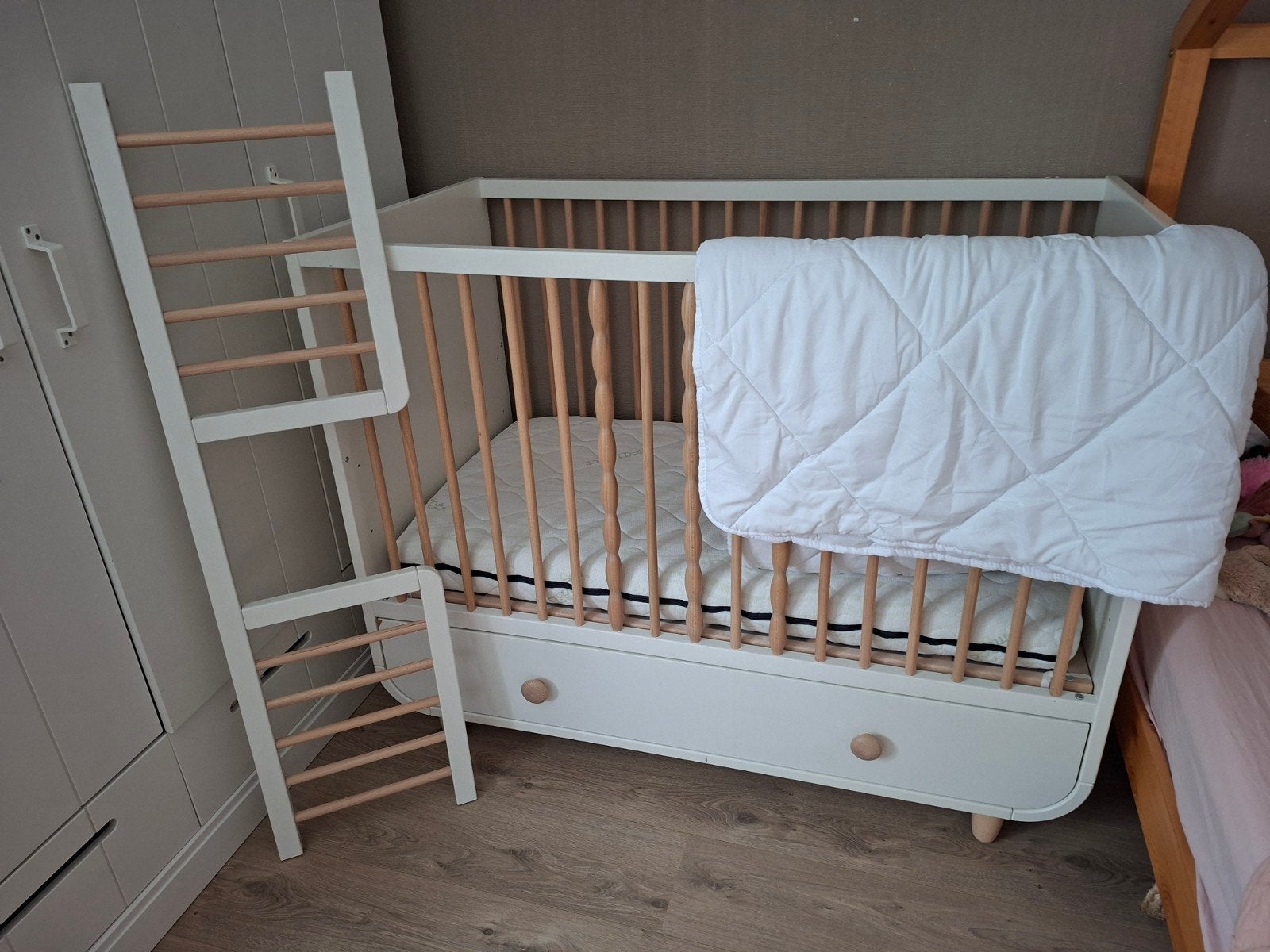 Ledikant met Lade, Matras, Dekbed. (ZSM OPHALEN), Ophalen, Gebruikt, Ledikant