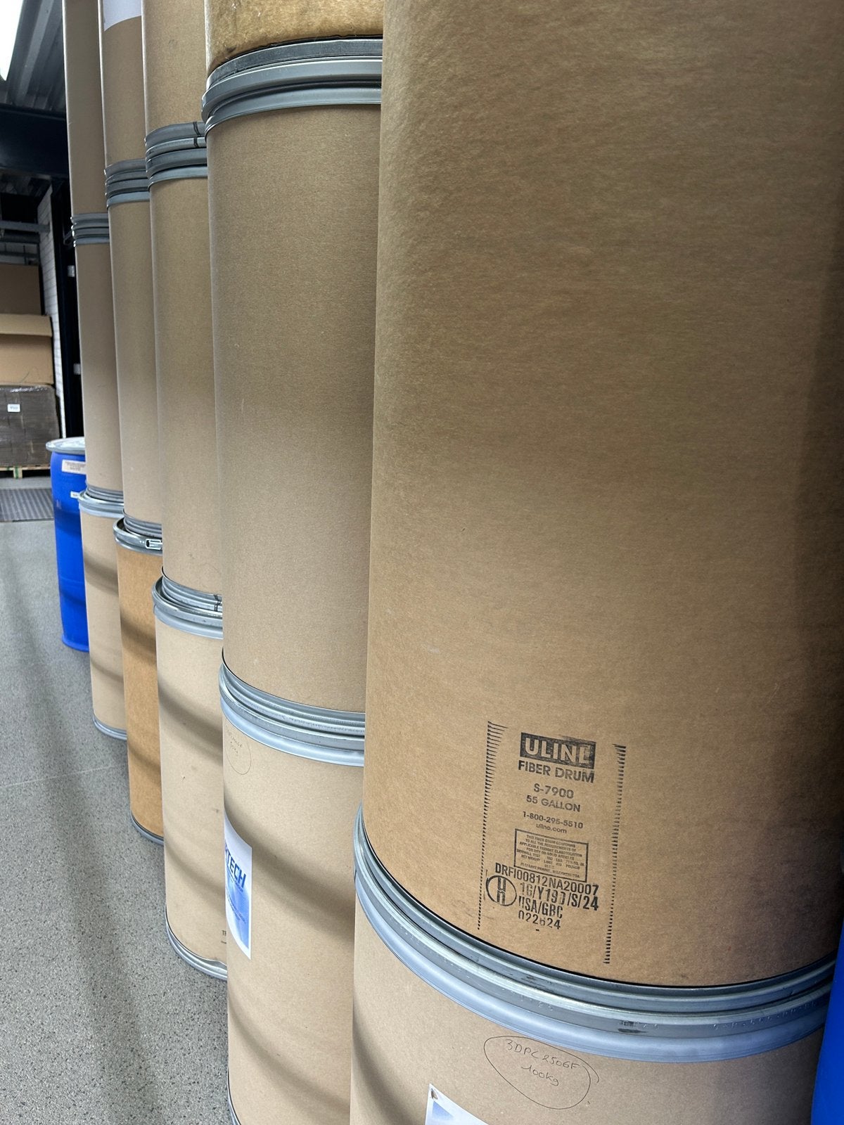 Uline Fiber drums s7900 55 gallons, 150 liter of meer, Ophalen, Zo goed als nieuw, Metaal