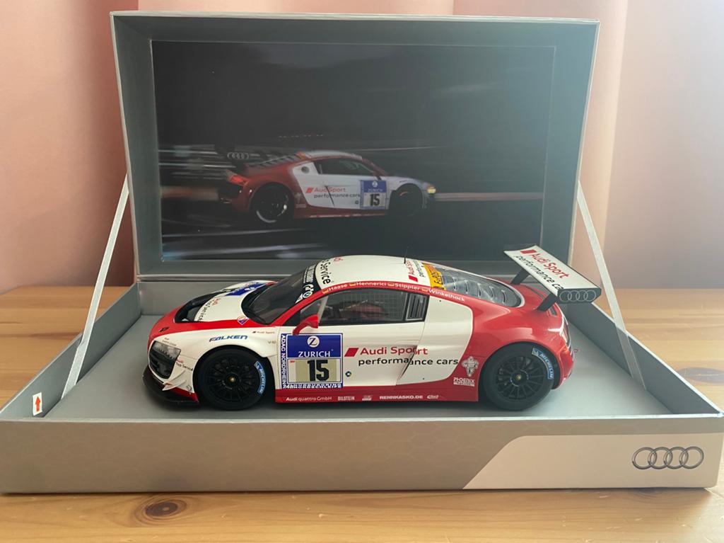 Audi Sport R8 1:18, Ophalen of Verzenden, Zo goed als nieuw, Auto, Overige merken