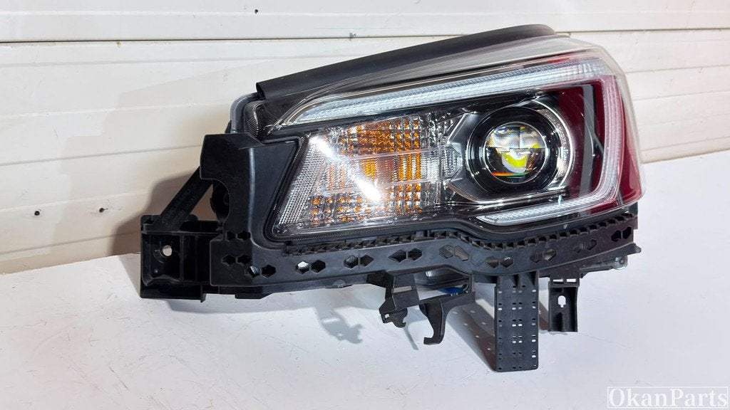 Subaru Forester SK LED linker koplamp links 84001SJ050, Auto-onderdelen, Subaru, Info@subaru.co.jp, Gebruikt, Ebisu, Shibuya-ku 1-20-8
150-8554  Tokyo