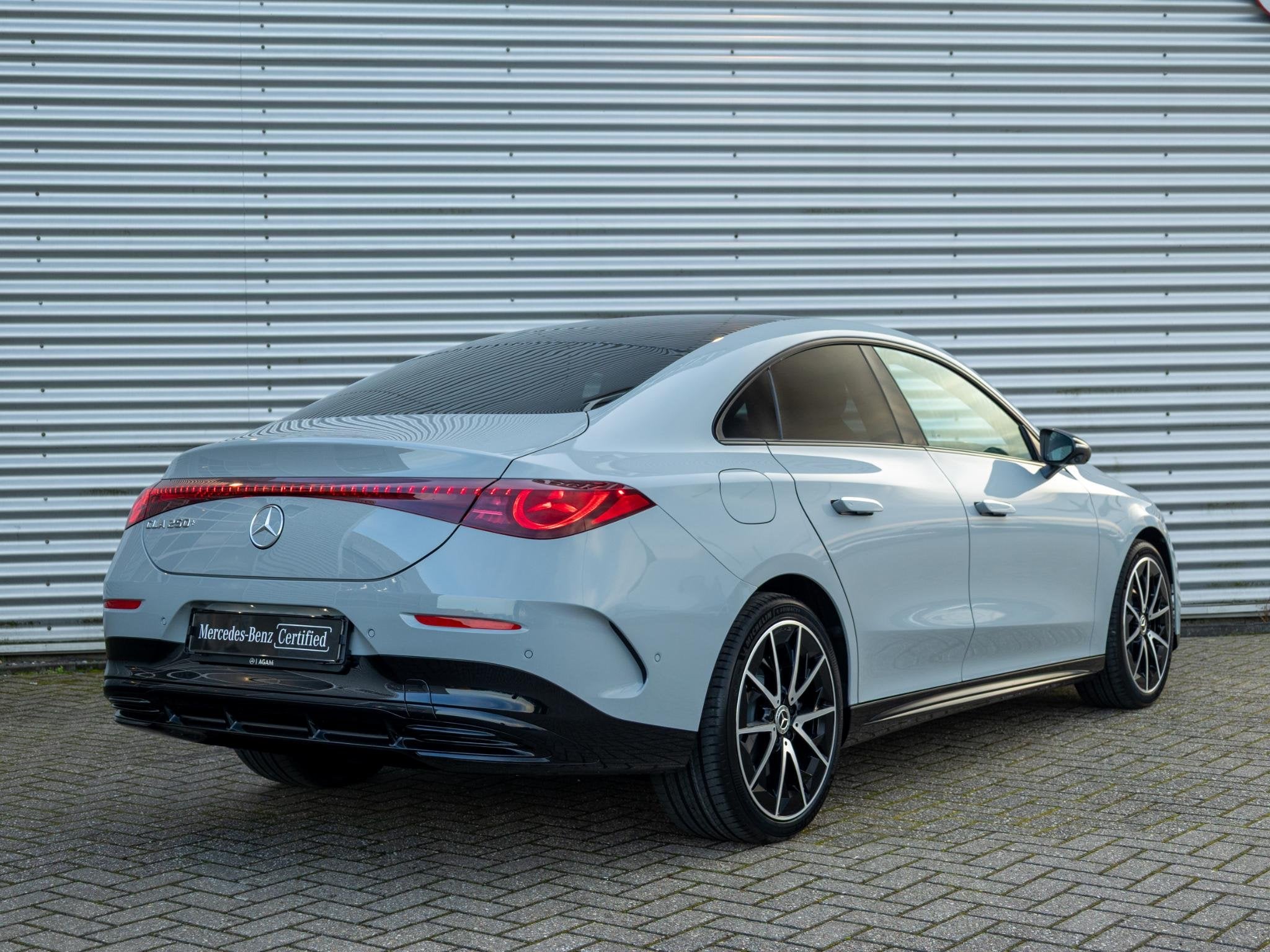 Mercedes-Benz CLA Limousine 250+ Launch Edition 85.5 kWh, Auto's, Mercedes-Benz, CLA, Achterwielaandrijving, Zwart, 743 km
