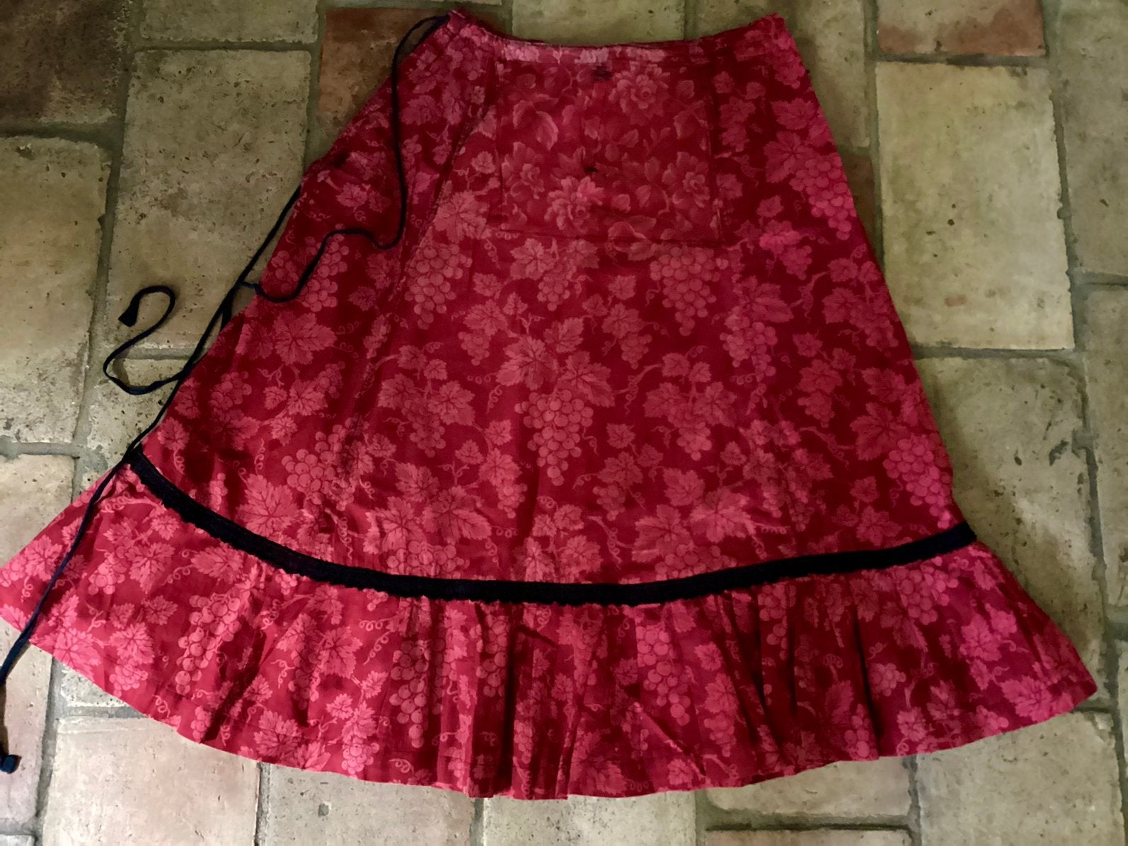 antiek rood onder- en beddengoed., Ophalen of Verzenden