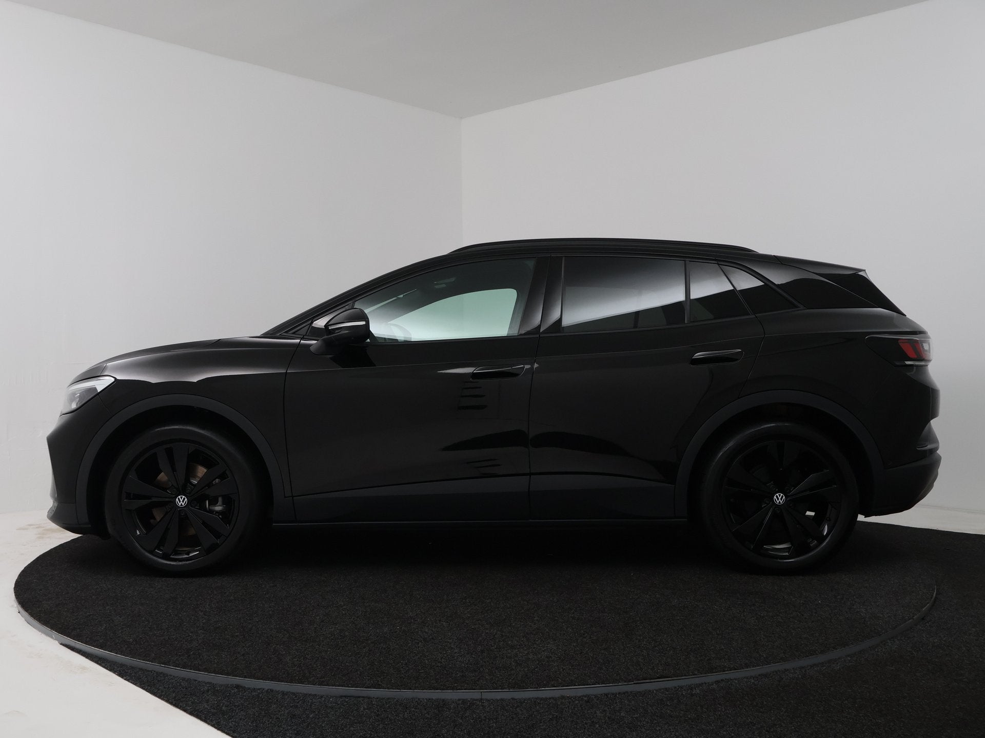 Volkswagen ID.4 Limited Edition 52 kWh | SOH 100% | Originee, Auto's, Automaat, 12 maanden, Gebruikt, Zwart