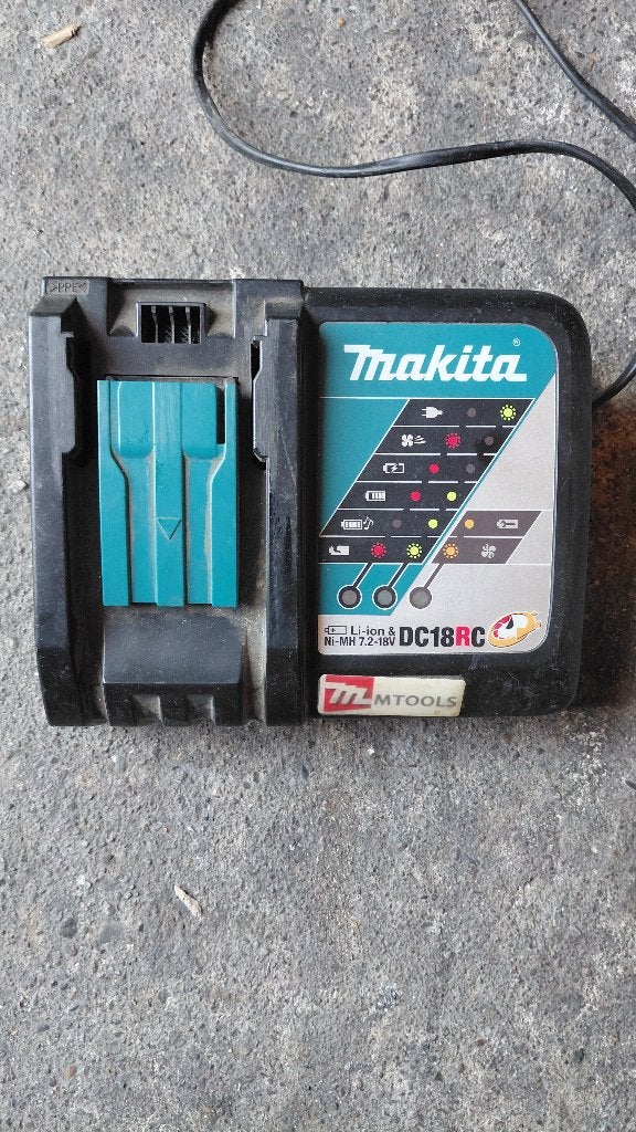 Makita acculader, Ophalen, Gebruikt