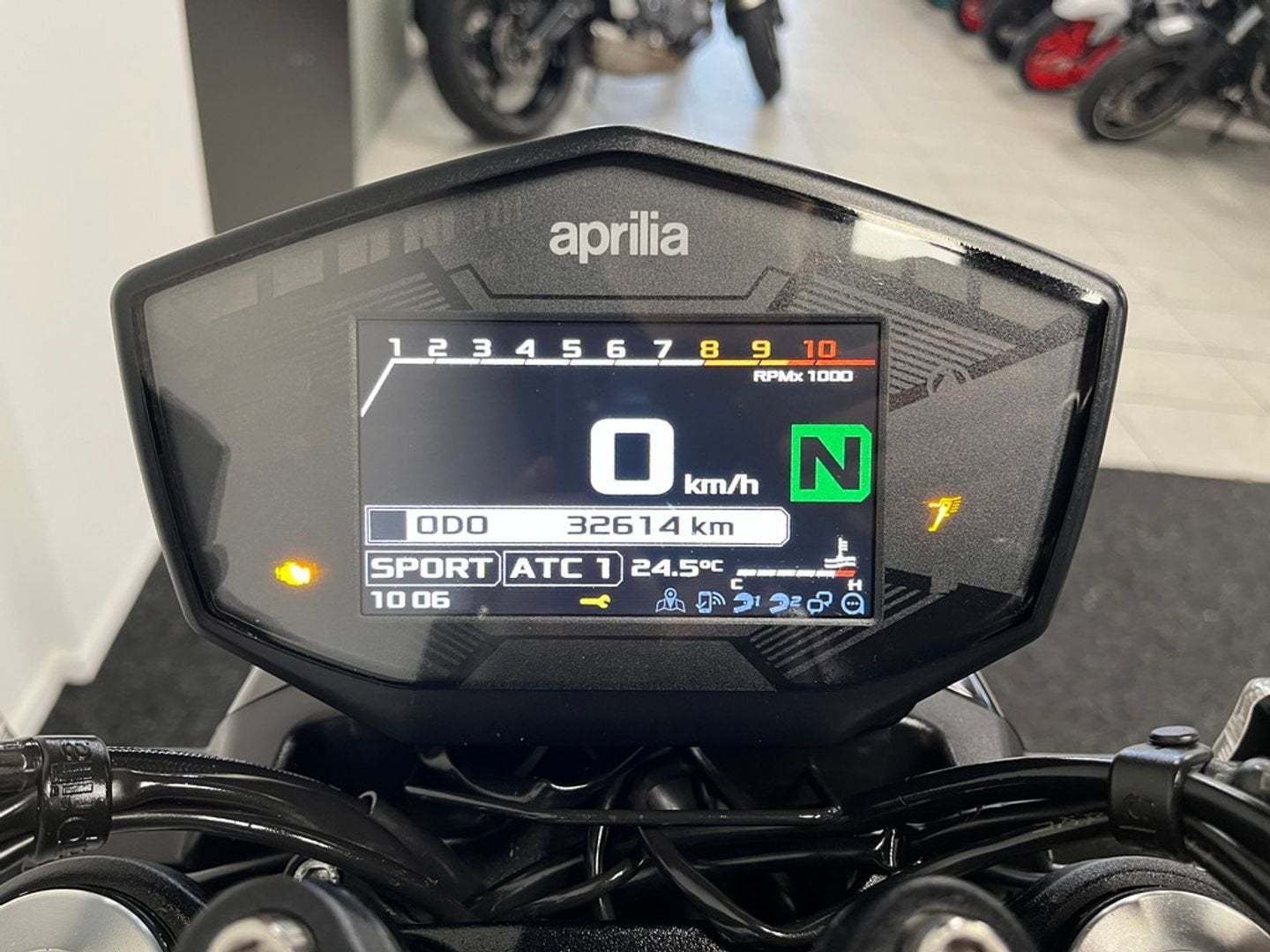 ️Aprilia SHIVER 900 (bj 2019)️, 2 cilinders, Aprilia, Motorrijbewijs A, Bedrijf