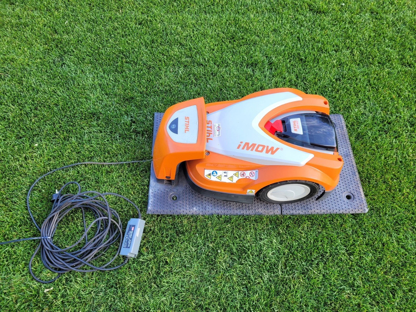 Sthil iMOW 422 grasrobot, Tuin en Terras, Robotmaaiers, Ophalen, Zo goed als nieuw, Meer dan 25 cm, Sthil