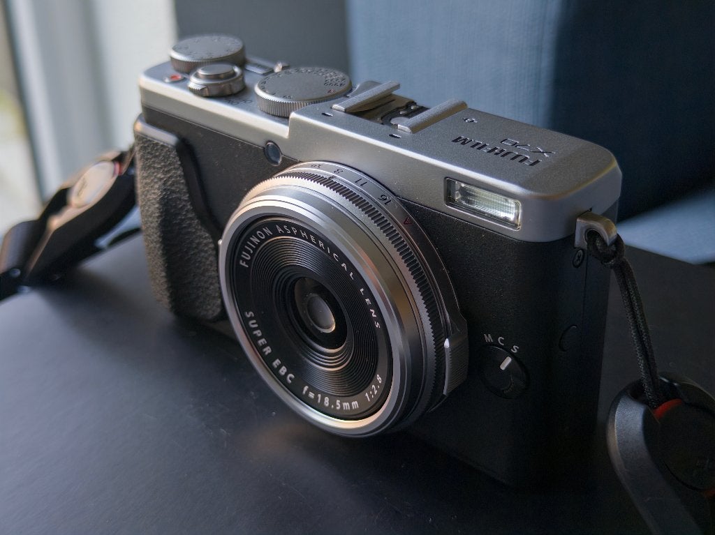 Fujifilm X70 camera compleet + accessoires, Audio, Tv en Foto, Fotocamera's Digitaal, 16 megapixels, Ophalen of Verzenden, Zo goed als nieuw