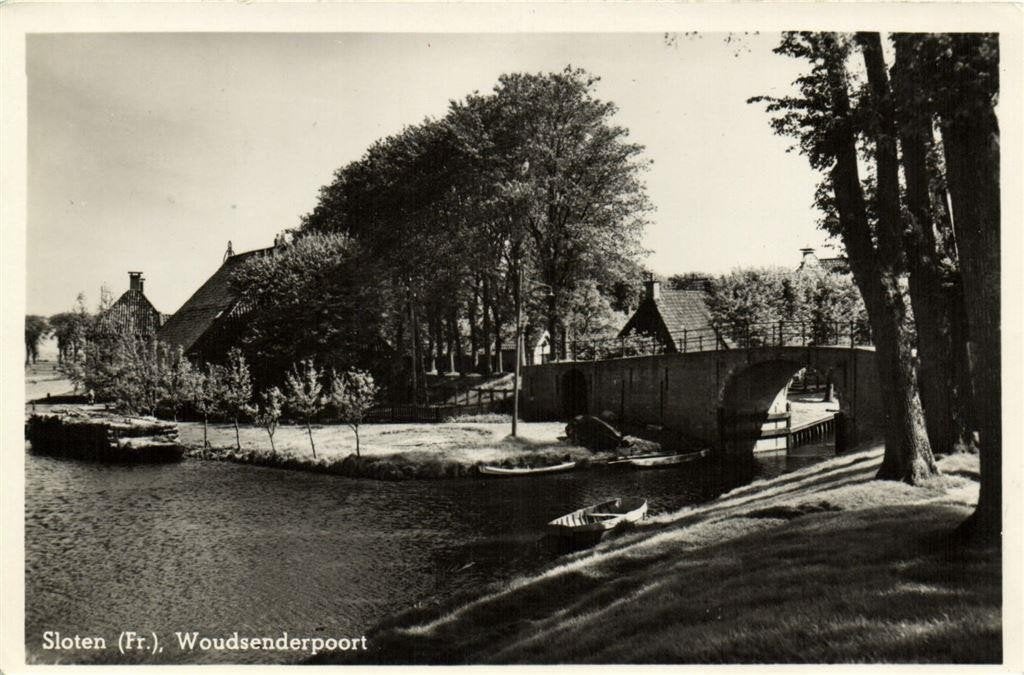 Sloten [Fr.], Woudsenderpoort - 1953 gelopen, Ophalen of Verzenden, 1940 tot 1960, Gelopen, Friesland