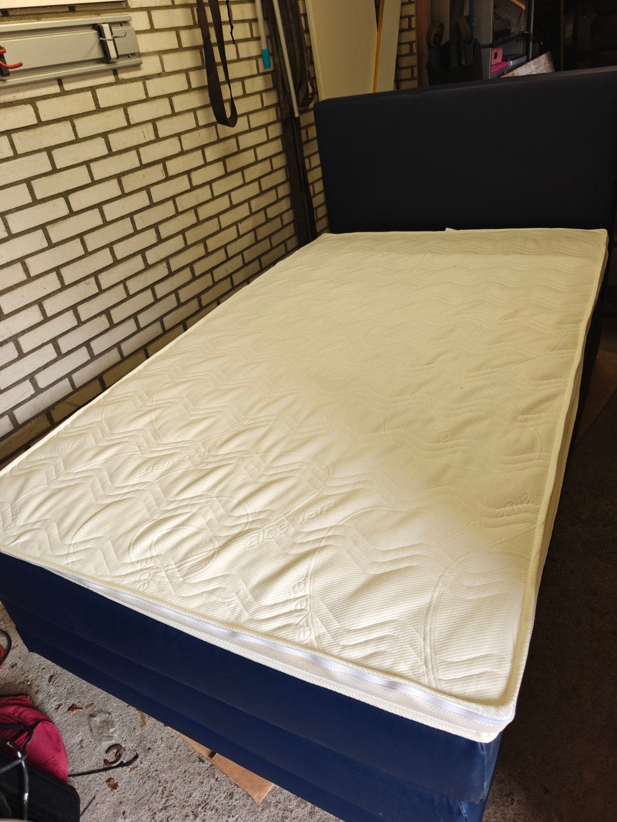 Degelijke Norma boxspring/ twijfelaar 120x200, Ophalen, Gebruikt, Blauw, Twijfelaar