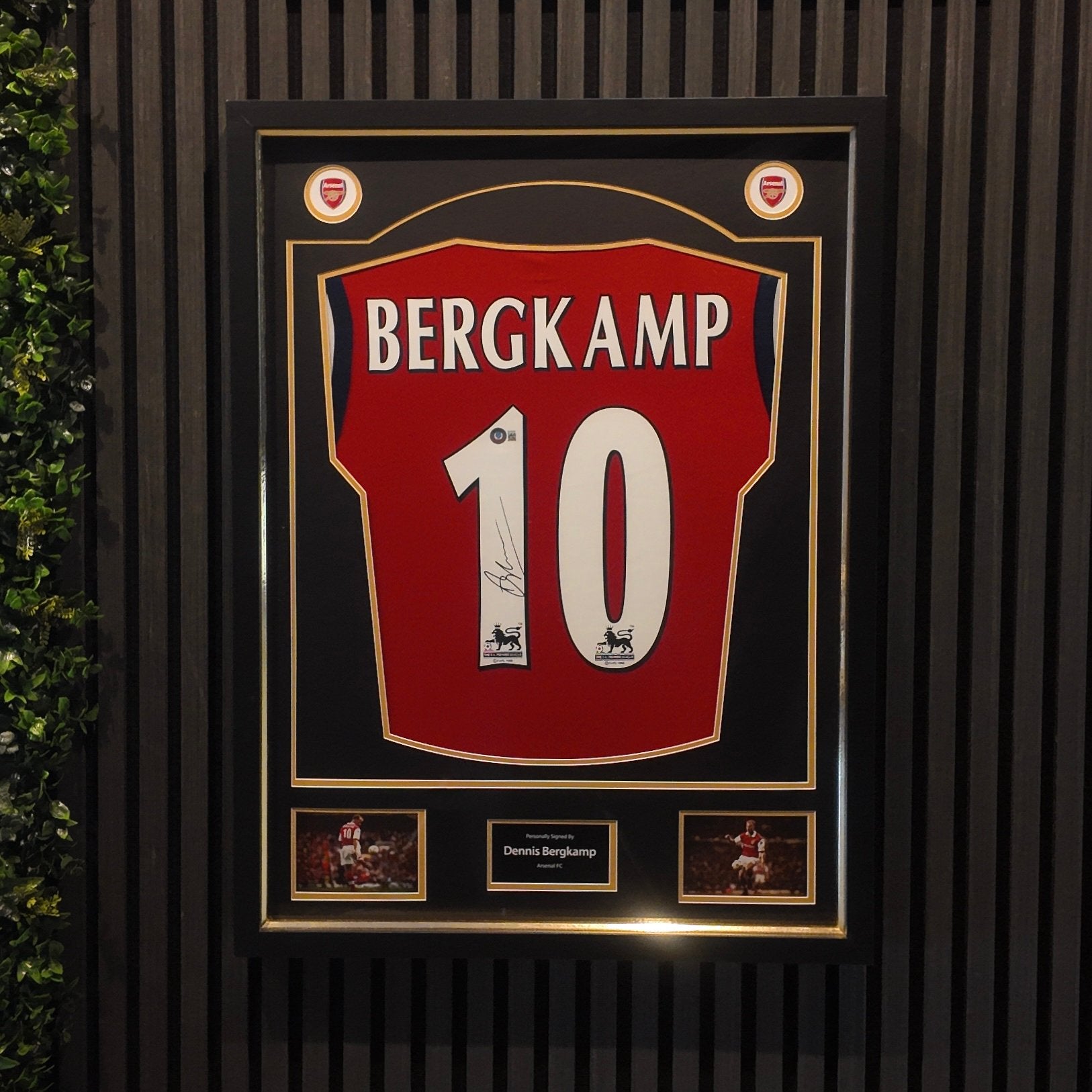 Dennis Bergkamp gesigneerd ingelijst shirt Arsenel BECKETT, Verzenden, Nieuw, Buitenlandse clubs, Shirt