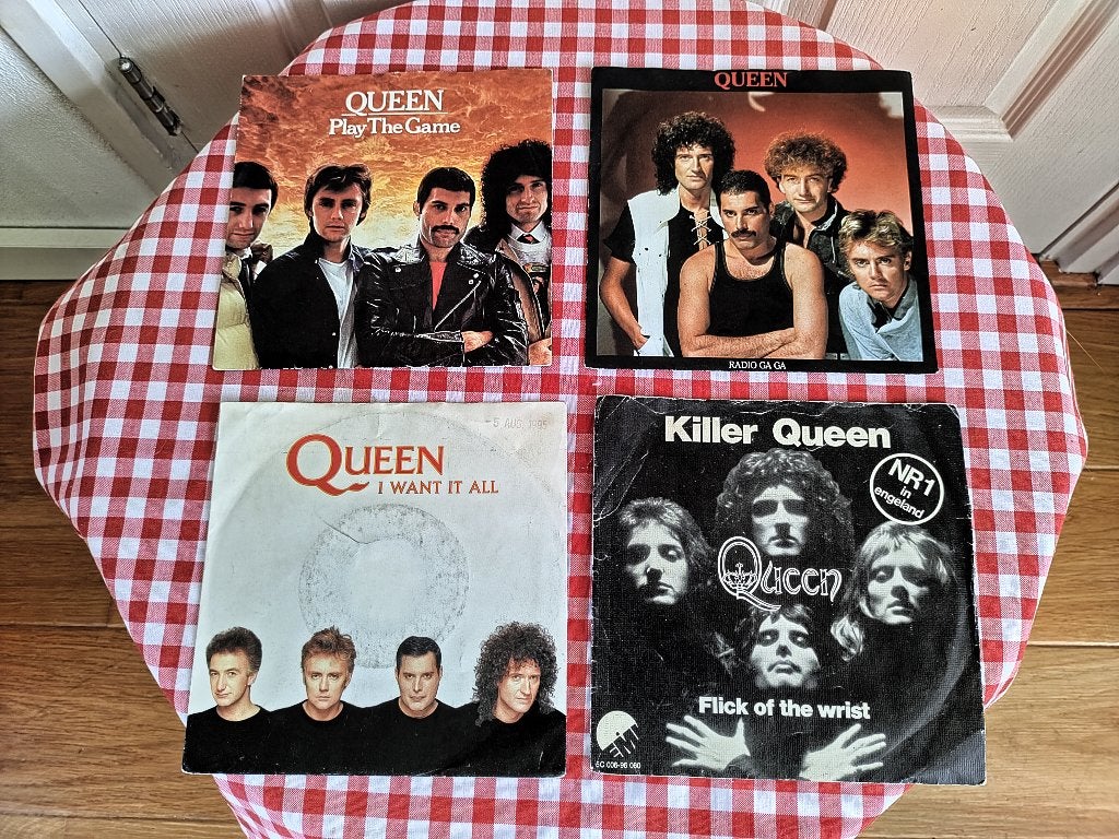 Queen singles 7 inch Radio Gaga, Killer Queen etc, Fotohoes, Ophalen of Verzenden, Gebruikt, Pop