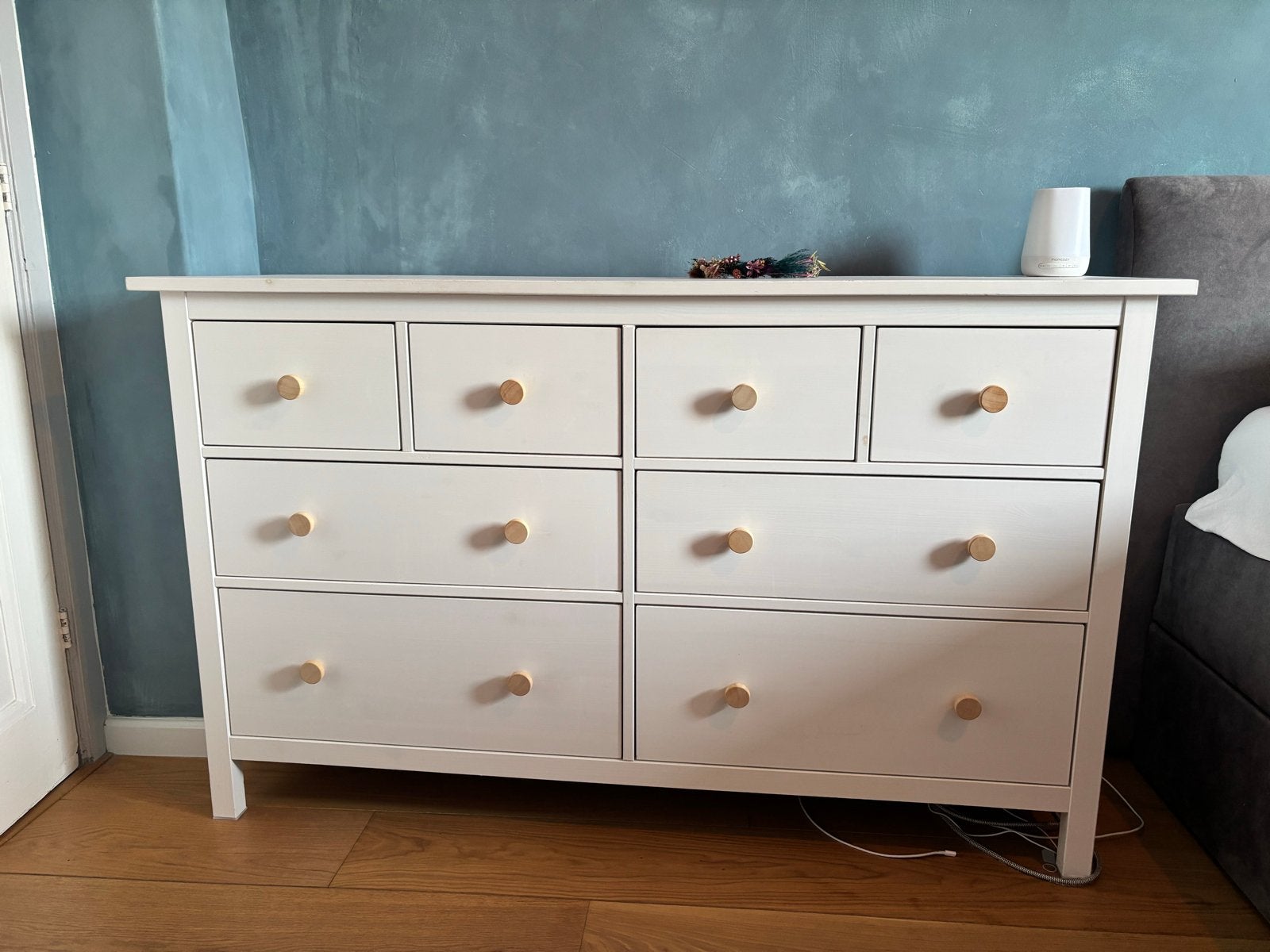 Ikea witte ladekast met houten knoppen (160x96x50 cm), Ophalen, Gebruikt, 5 laden of meer, 150 tot 200 cm