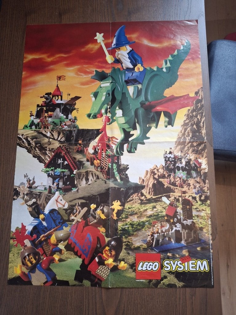 LEGO 6076 Dark Dragon’s Den + ORIGINELE LEGO POSTER, Lego, Ophalen of Verzenden, Zo goed als nieuw, Inclusief accessoires